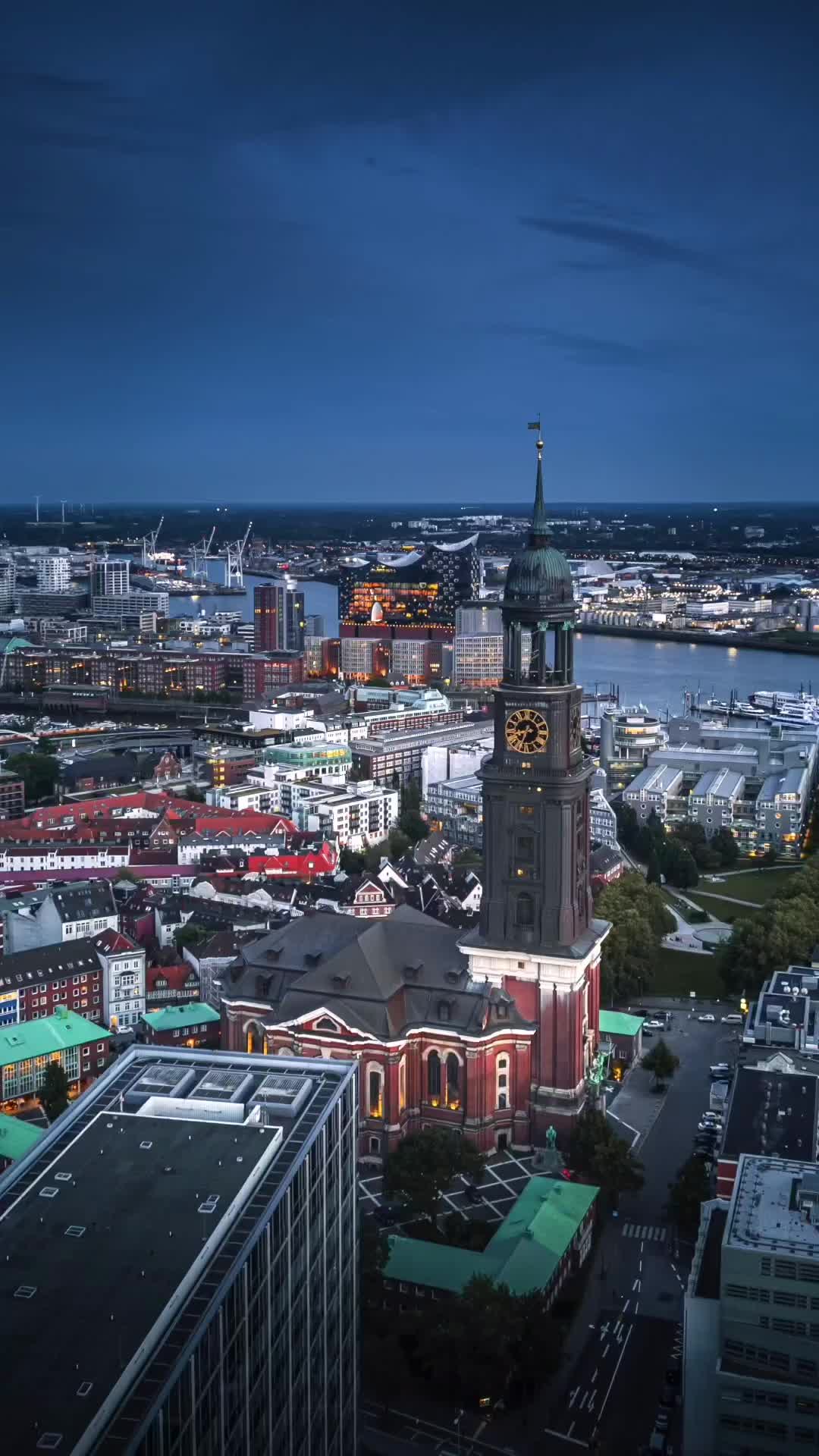 Hamburg Nights: Discover St. Michael’s & Elbphilharmonie