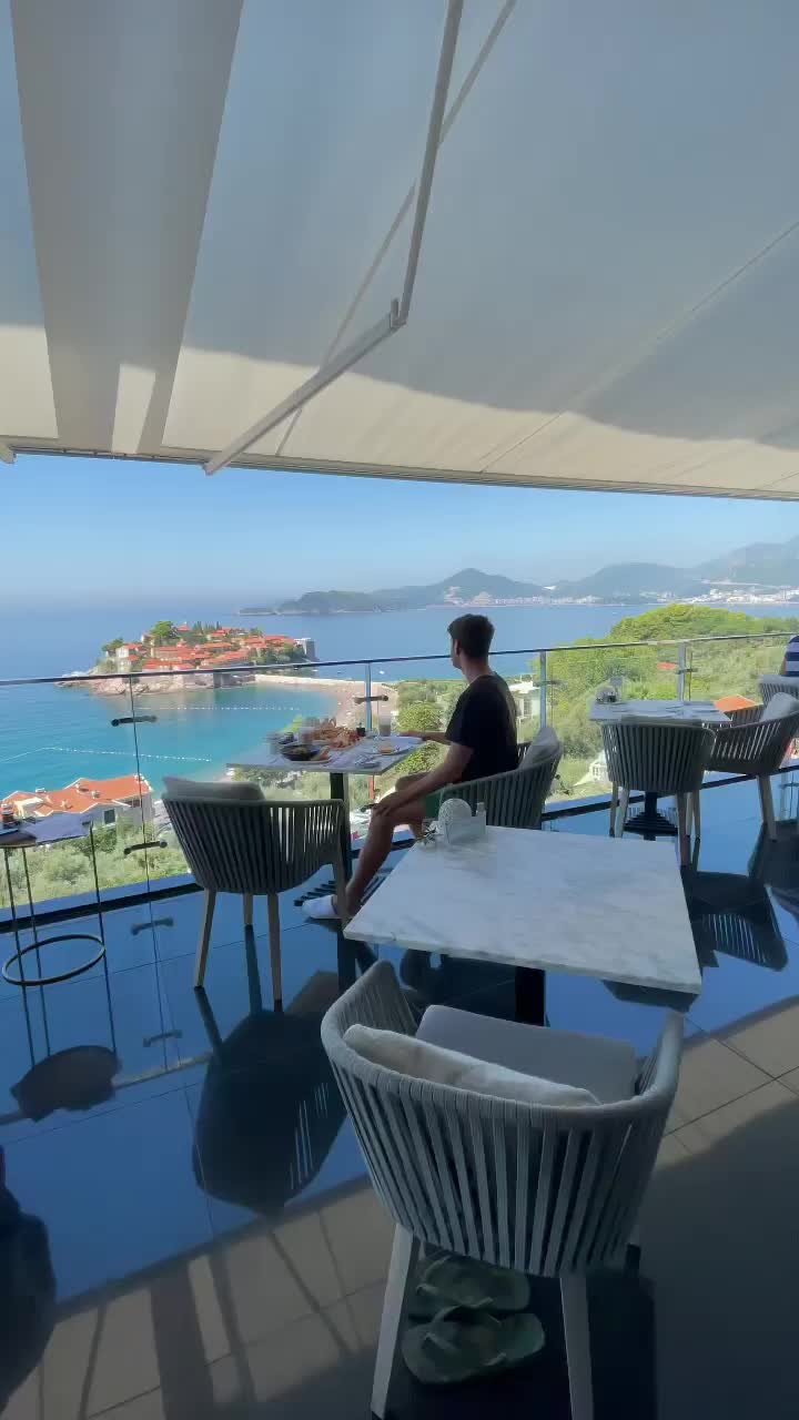 Breakfast with a View in Velje Duboko, Montenegro