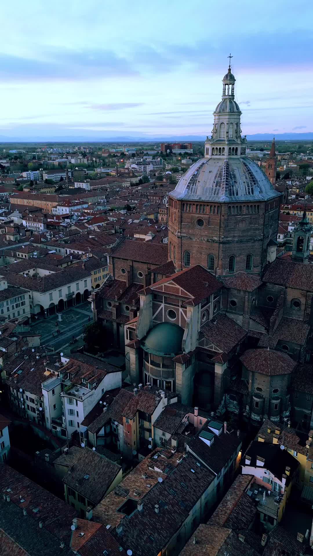 Discover the Majestic Duomo di Pavia, Lombardy