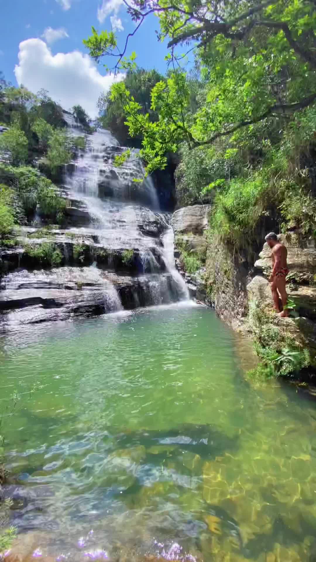 Discover Cachoeira Véu de Noiva - Mangaratiba, Brazil