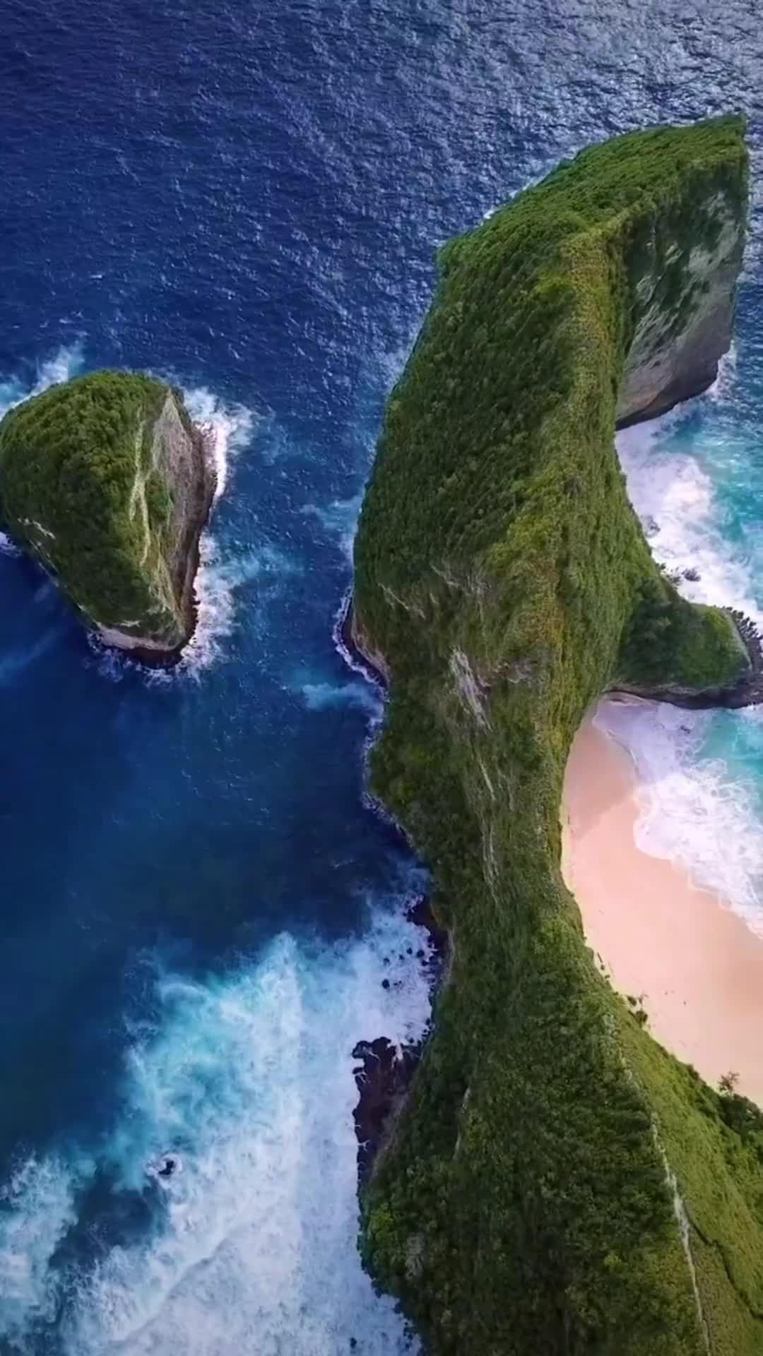 Slice of Paradise at Kelingking Beach, Nusa Penida