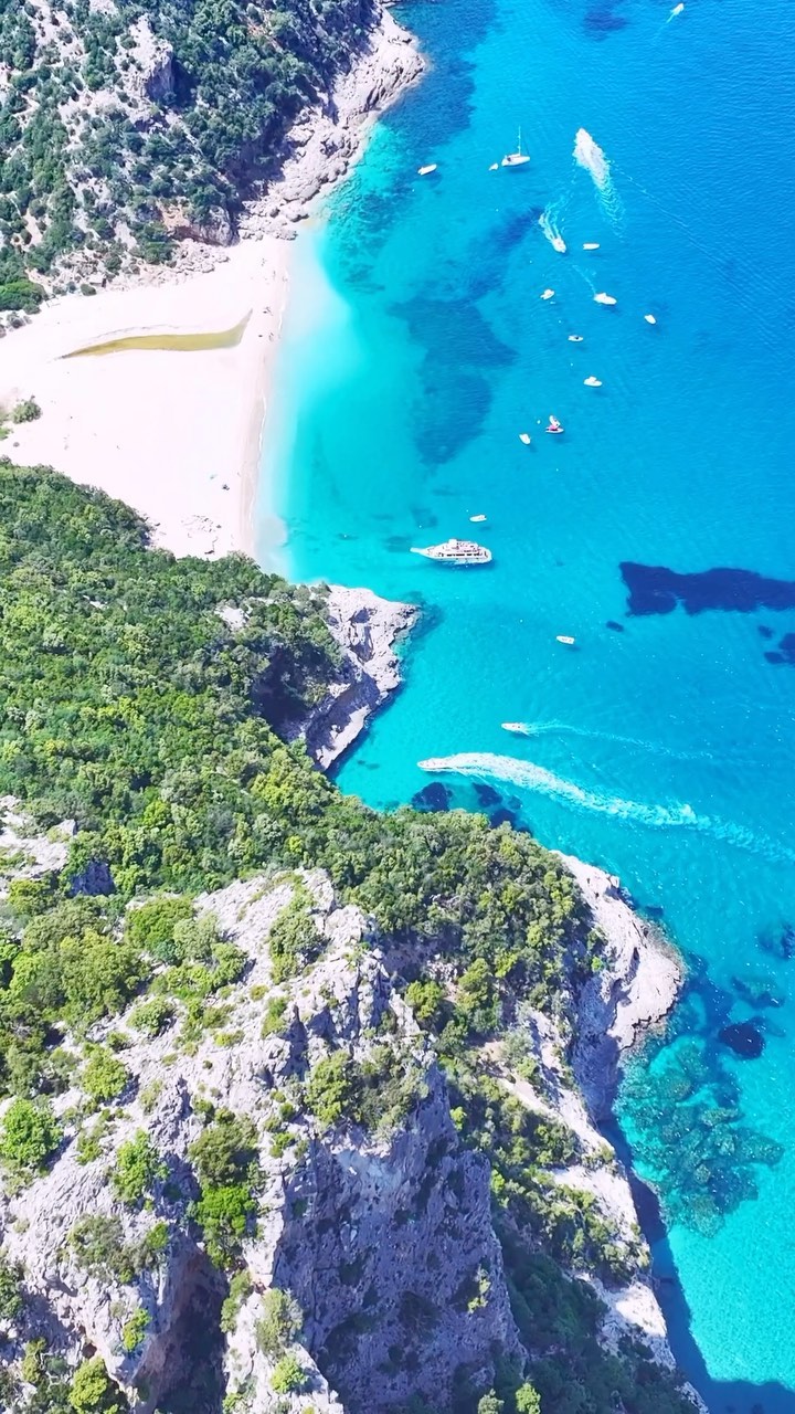 Panorama pazzesco sopra #calasisine visto da #puntaplumare 

📌 Punta Plumare ( ) 🇮🇹
-
-