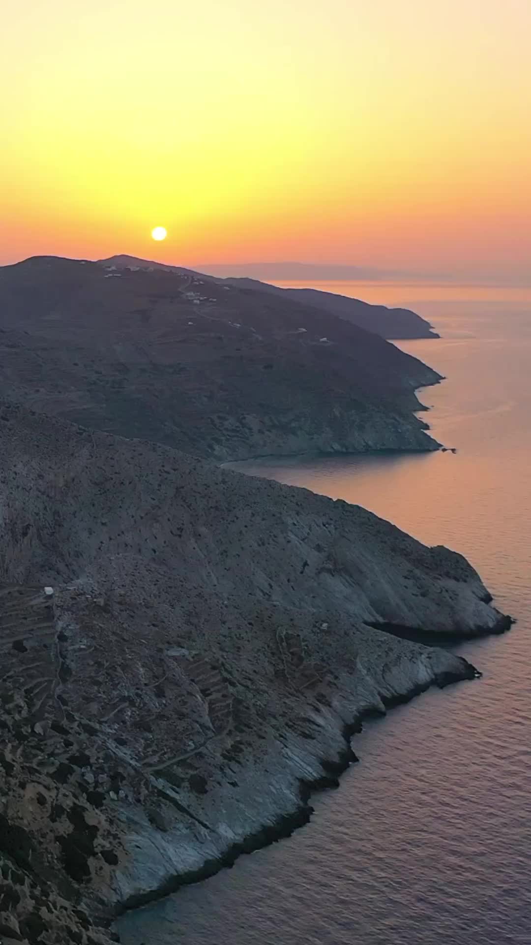 Folegandros Golden Hour: Stunning Sunset in Greece
