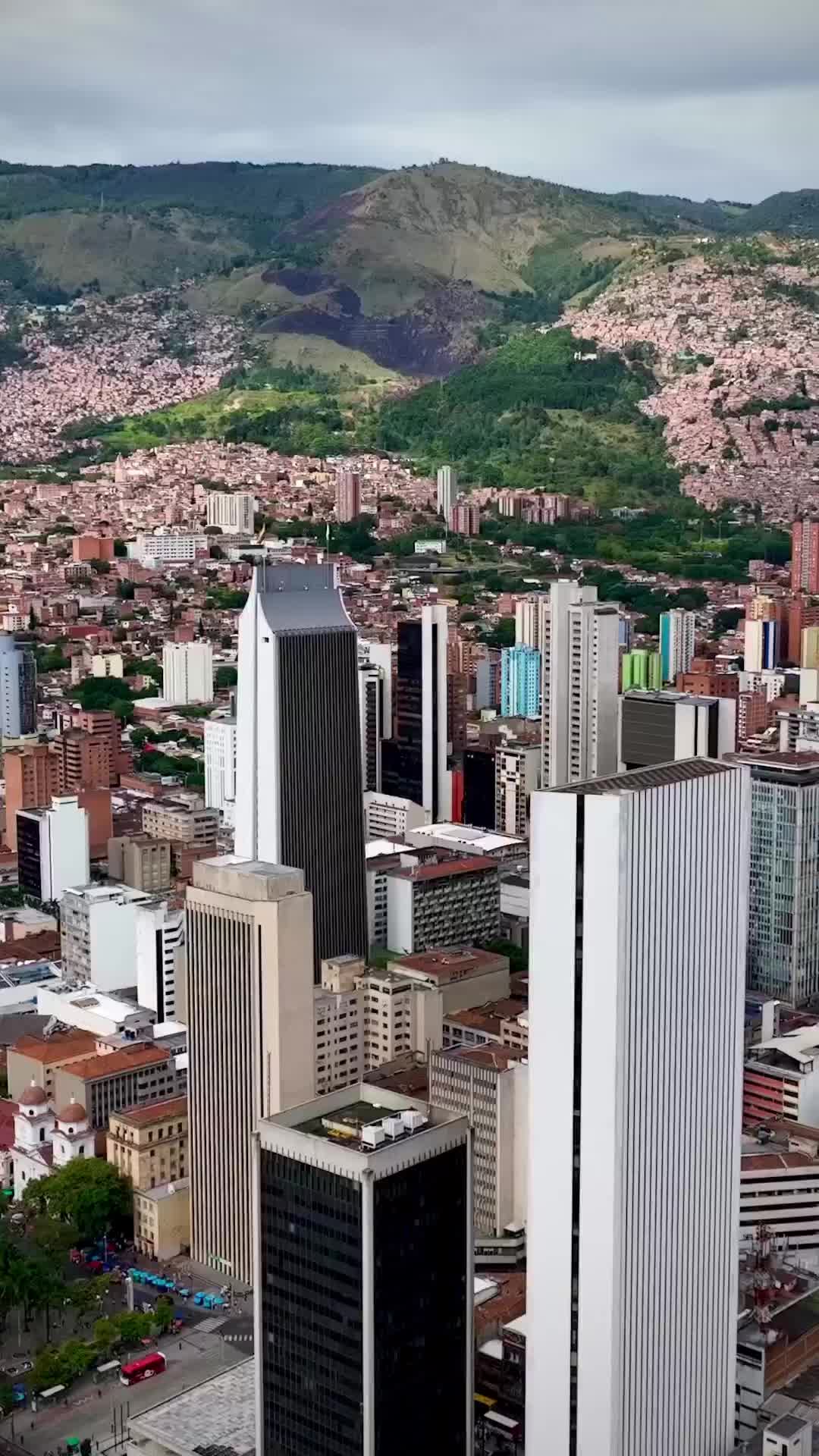 Tallest Building in Medellín: El Edificio Coltejer