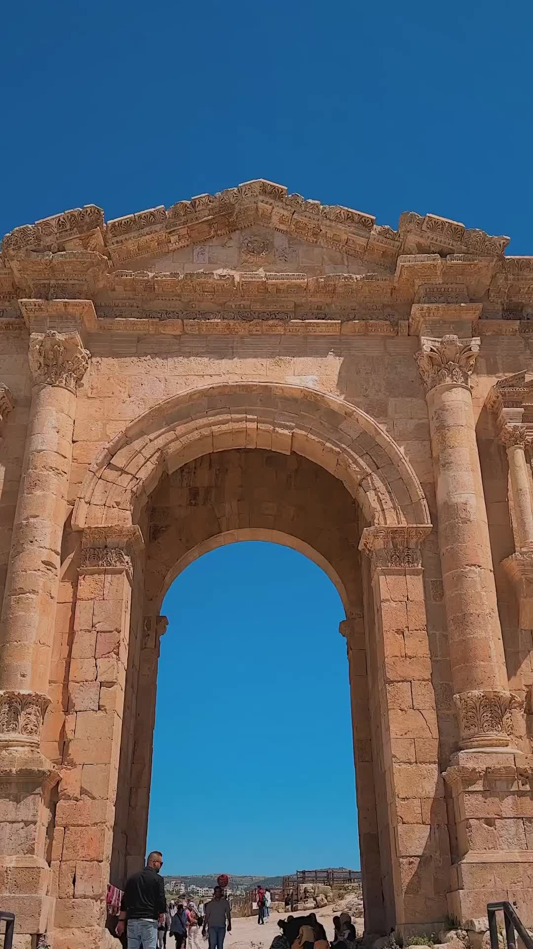 Discover the Ancient Ruins of Jerash, Jordan