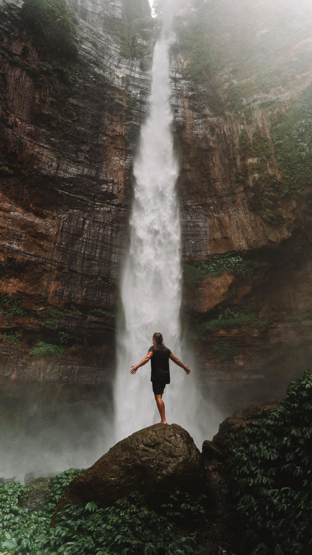 If it isn’t a happy ending yet, keep writing 💭
.
.
#adventurephotographer #adventurer #artofvisuals #stavandwander #visualsofearth #allaboutadventure #travellife #earthoutdoors #beautifuldestinations #hellofrom #discover_earth #welivetotravel #dronepals#skybangerz #dronephotography #dronelife #droneglobe #outdoortones #wildernesstones #wondermore #roamtheplanet #exploremore #earthfocus #getoutandexplore #outdooradventures #earthlandscape #indonesia #travel #bali