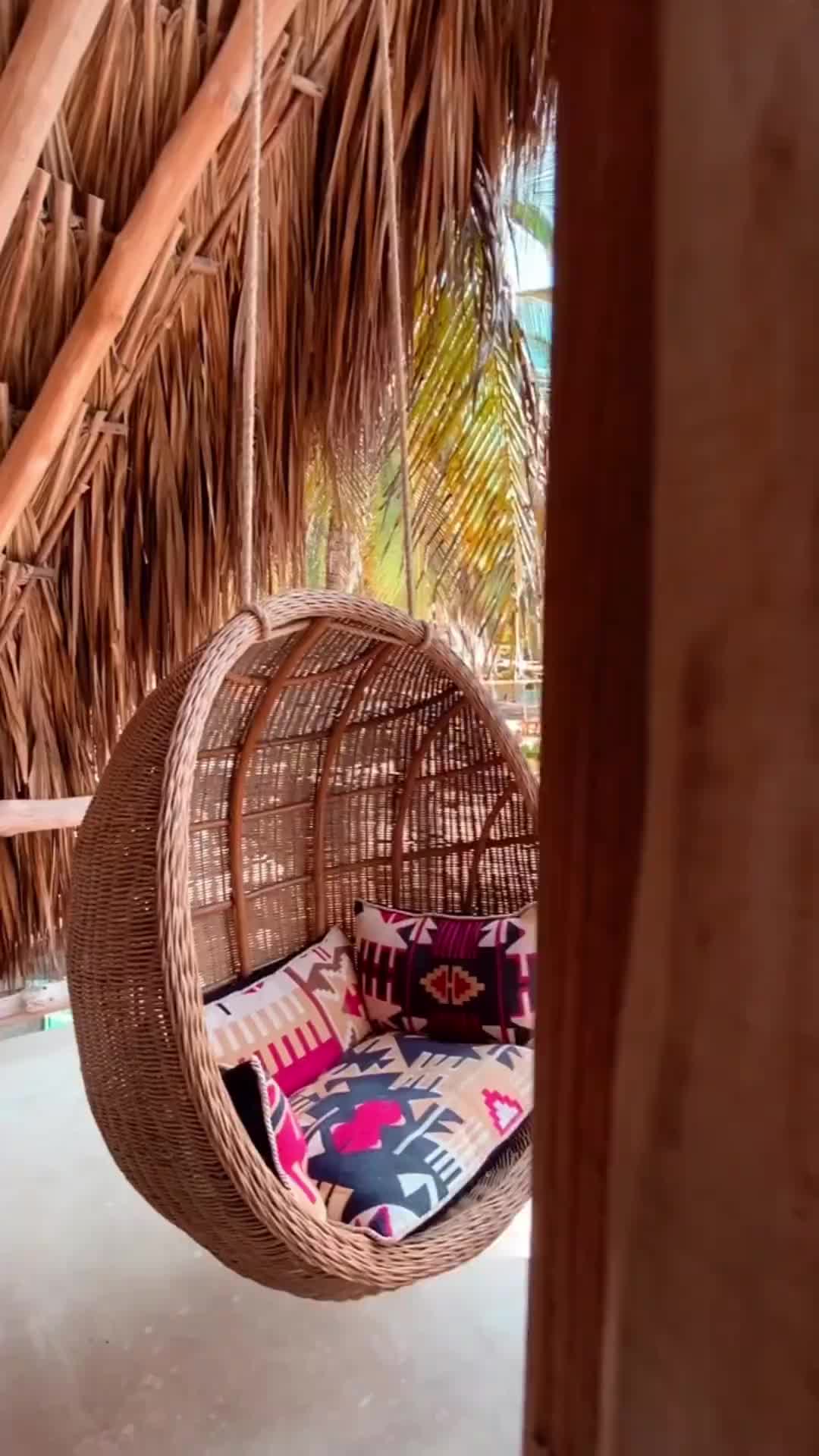 Explore Éteka Beach Lounge in Cartagena, Colombia