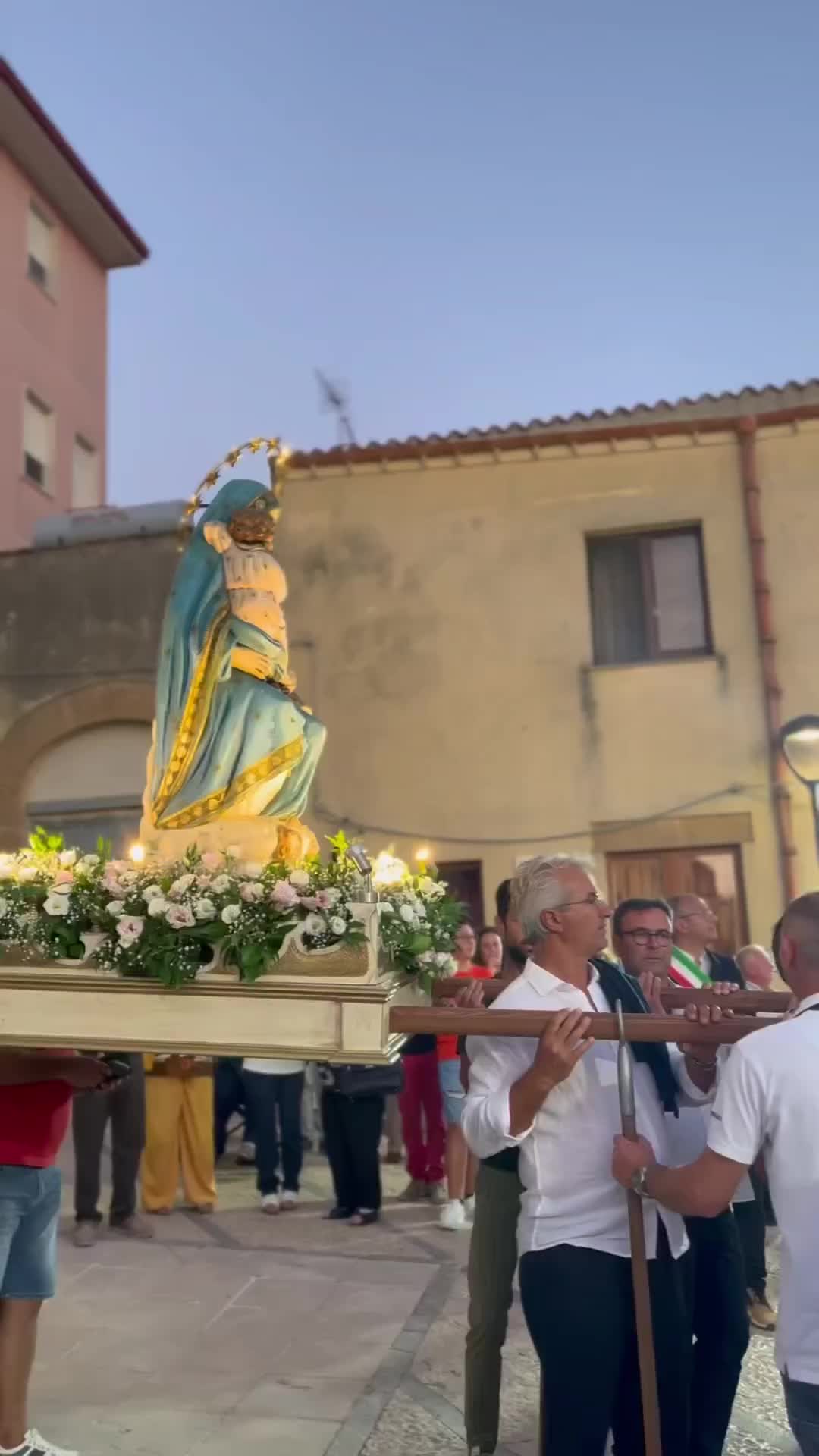 Processione in pusillesi ( Salemi )  by @ireneinsicily 
#sicily