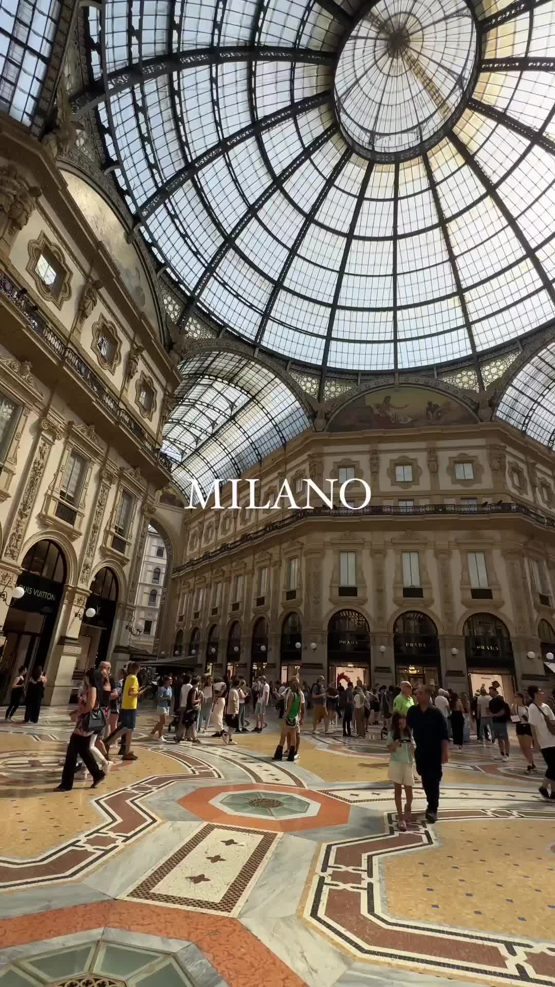 Explore Milan: Stunning City Walkthrough 🥰