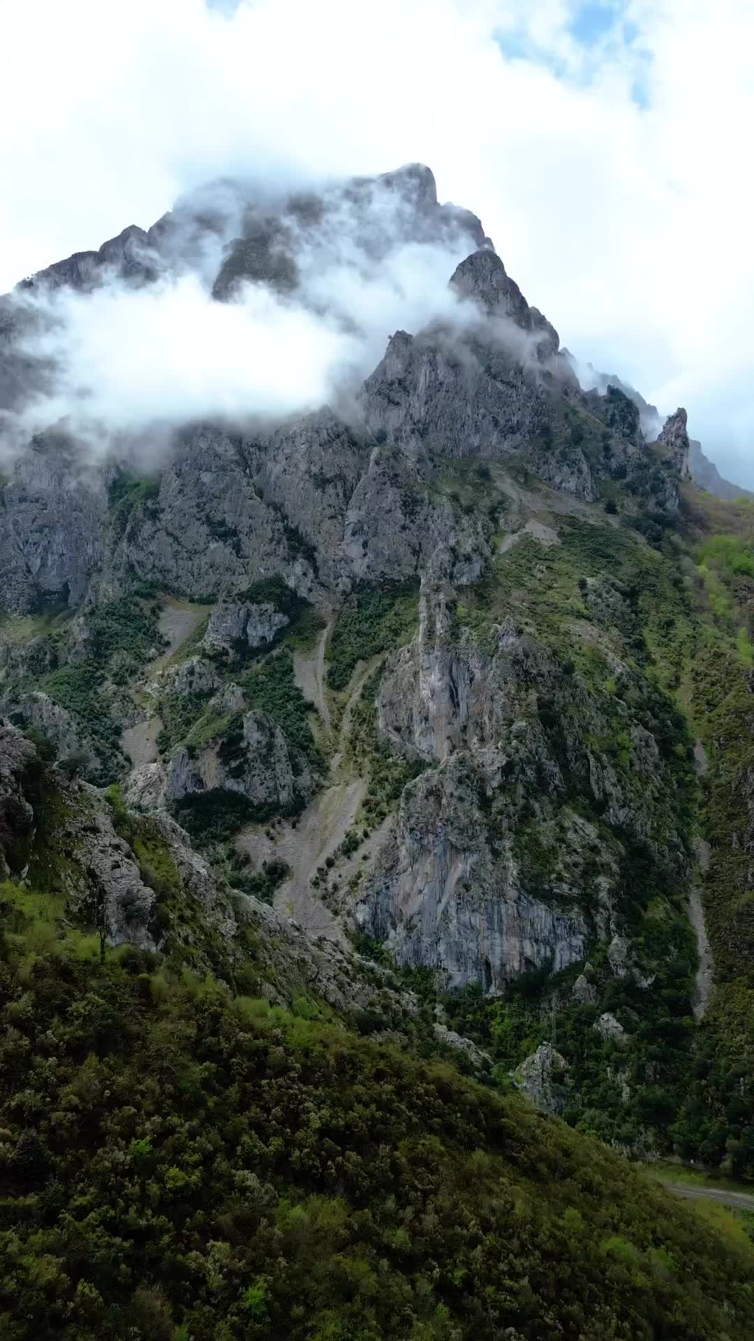 Explore Picos de Europa, Spain: A Mountain Paradise