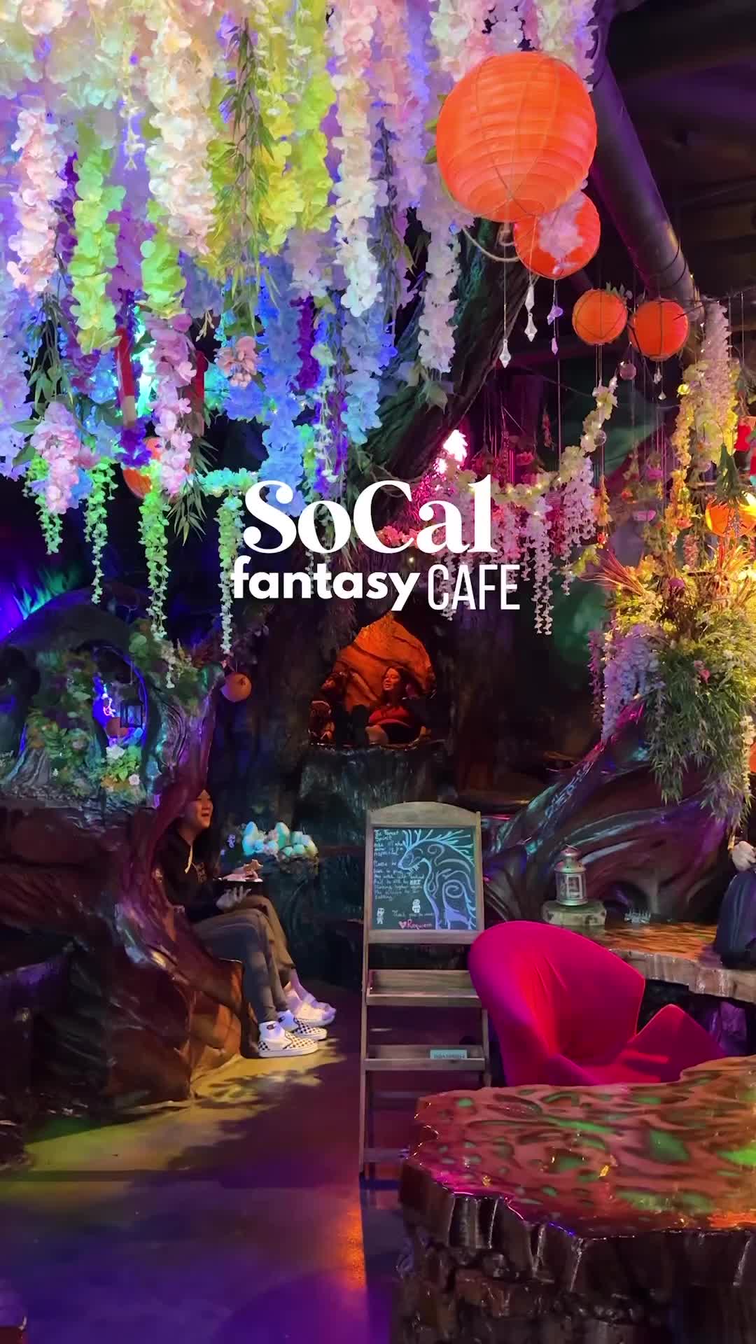 SoCal Fantasy Cafe You Must Visit in Anaheim! 💜✨☕️