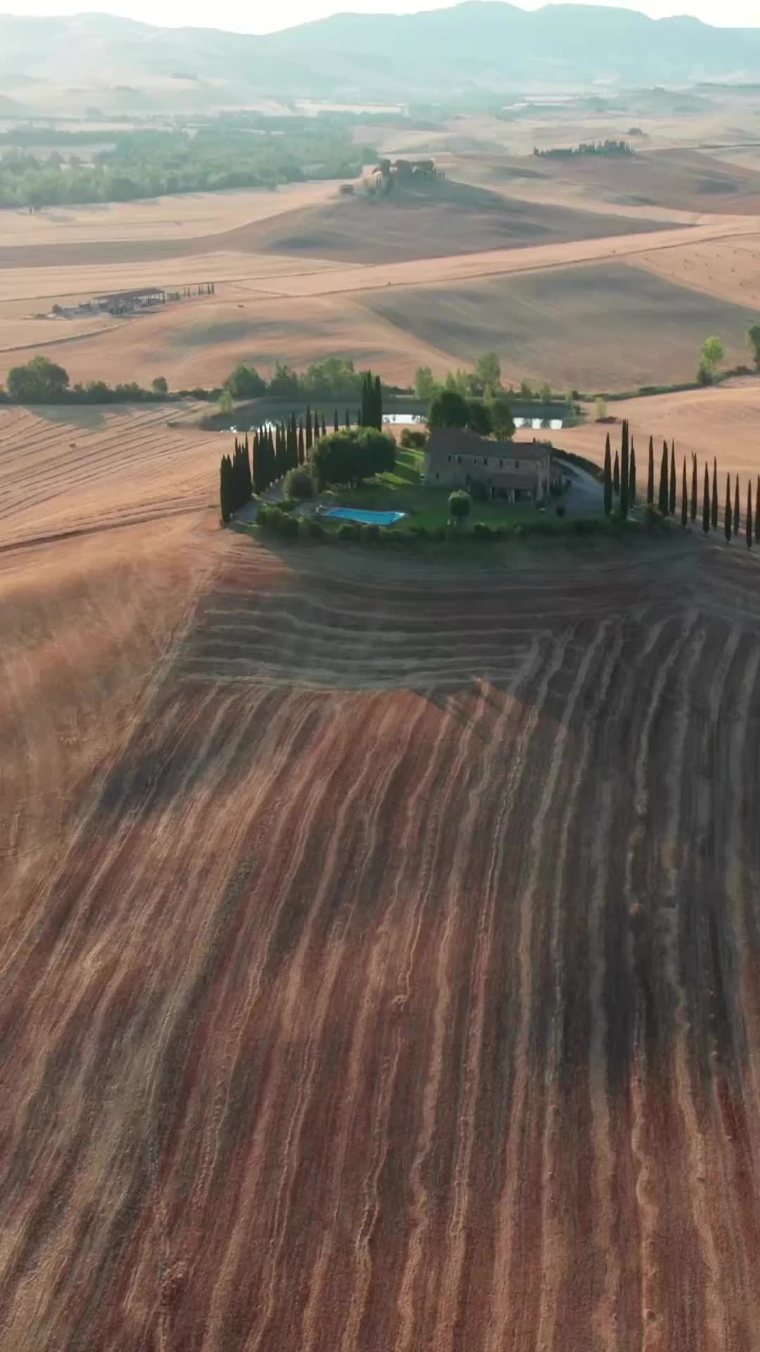 Discover Poggio Covili in Val D’Orcia, Tuscany 🇮🇹