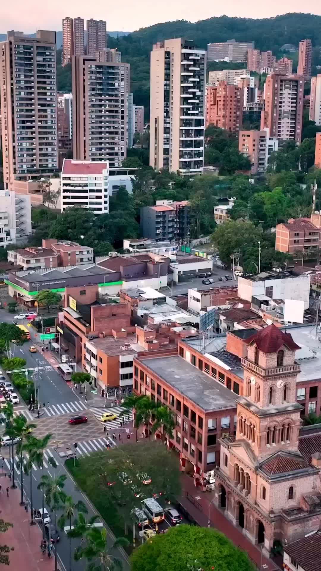 Stunning Aerial View of El Poblado, Medellin 🌇🇨🇴