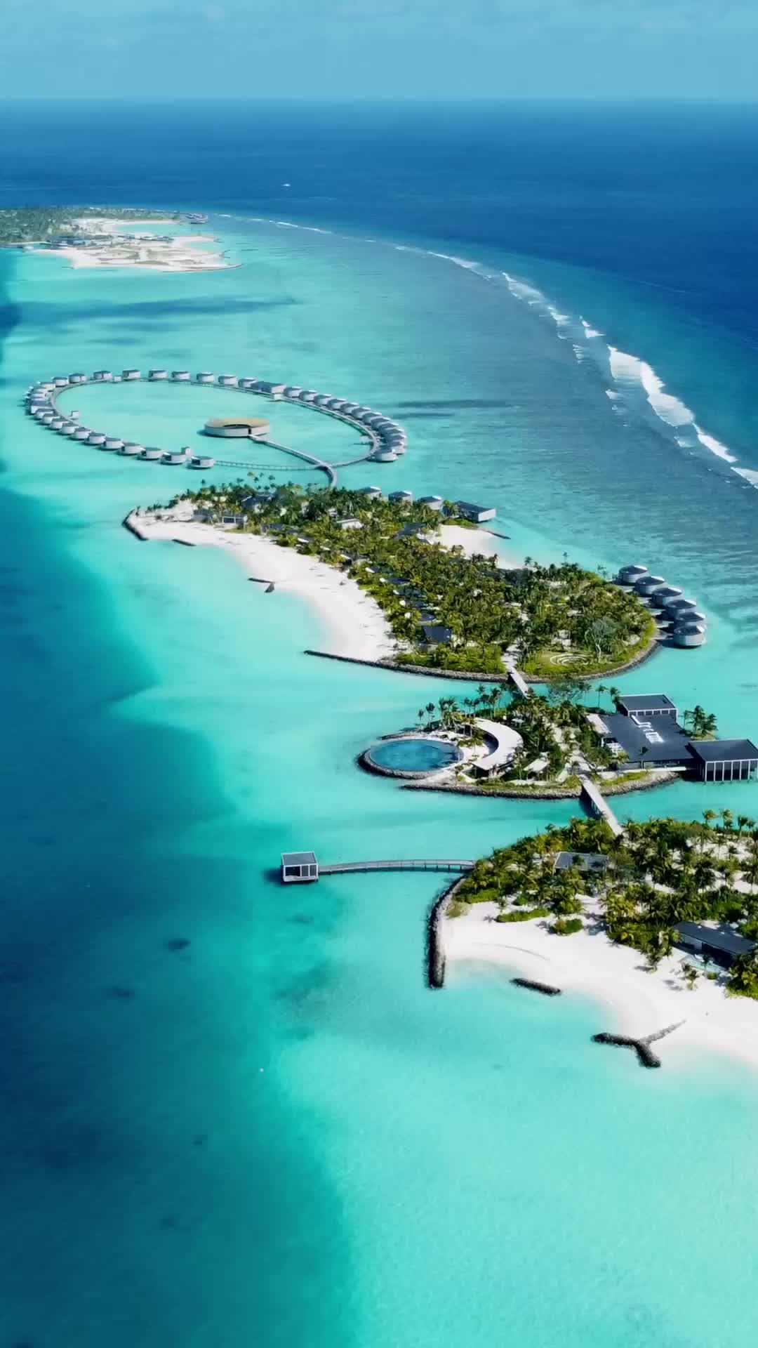 Dream travel series : The Ritz-Carlton Maldives, Fari Islands
• • • • •
🎥 ©️ Prod. #TomClaeren
#RitzCarlton #Travel #Maldives