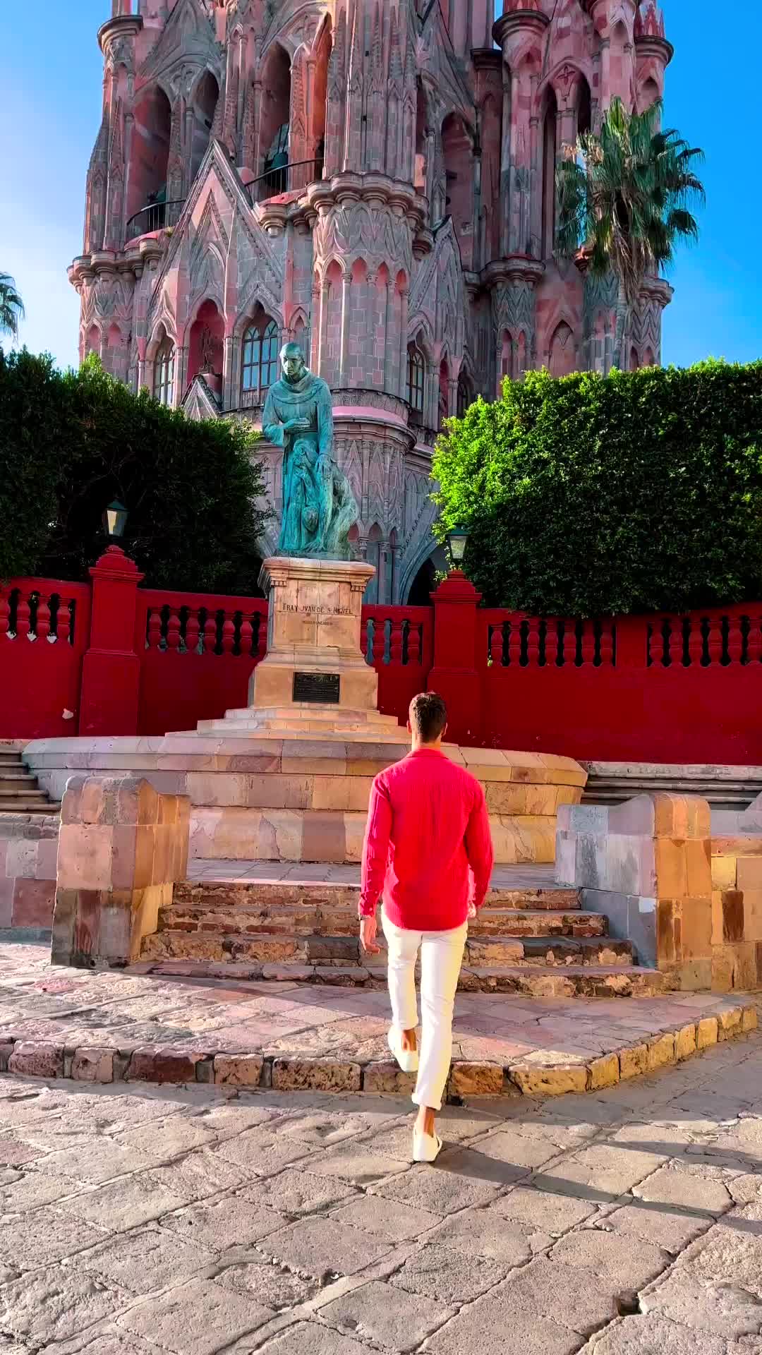 Discover San Miguel Arcángel in San Miguel de Allende