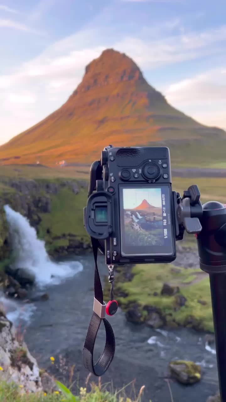 Postcard from Kirkjufell Mountain, Iceland 🇮🇸✨