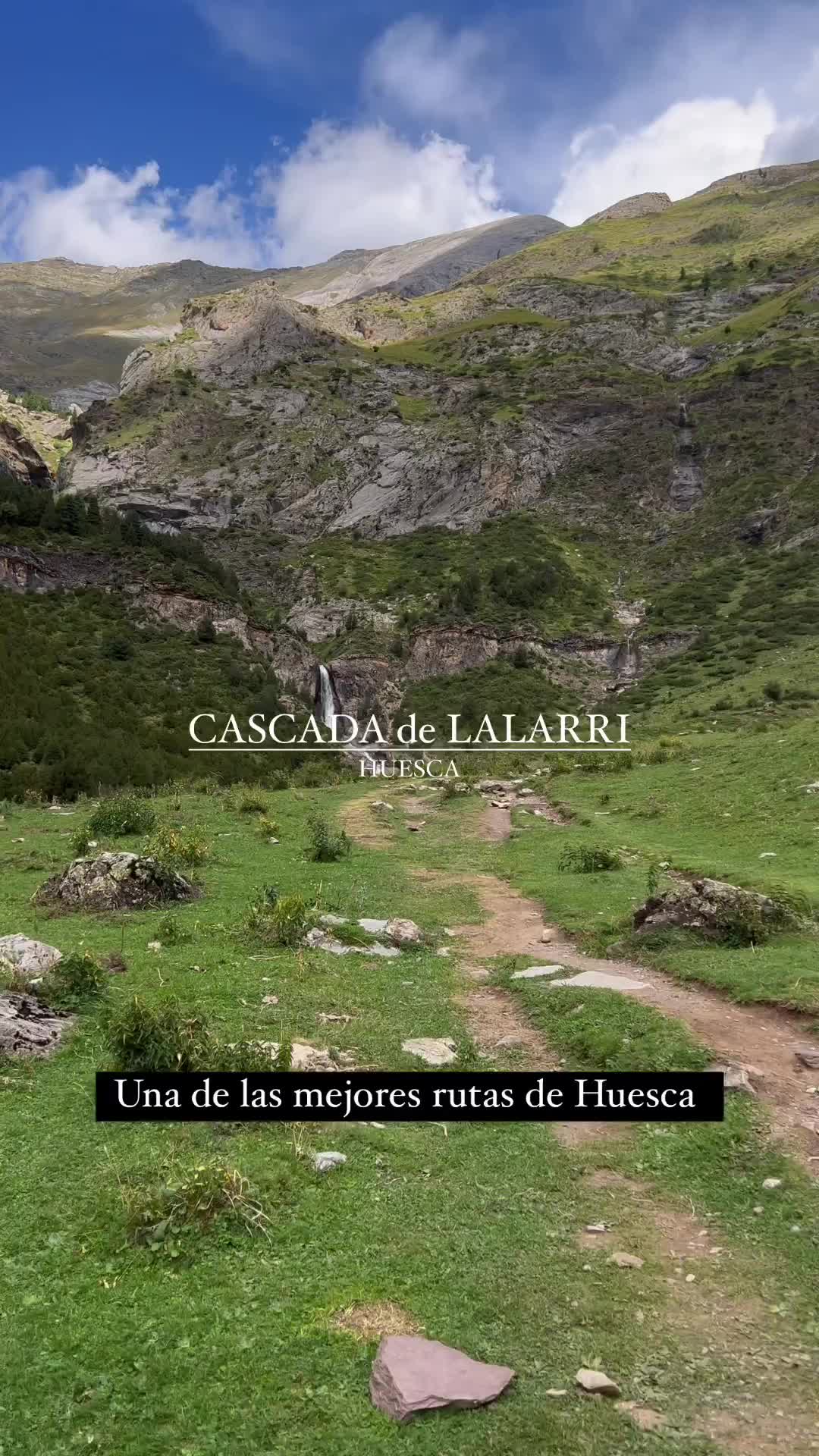 Discover the Stunning Cascada en Llanos de Lalarri