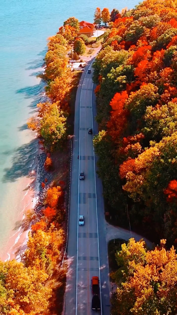 Culinary Delights and Lakeside Views in Traverse City