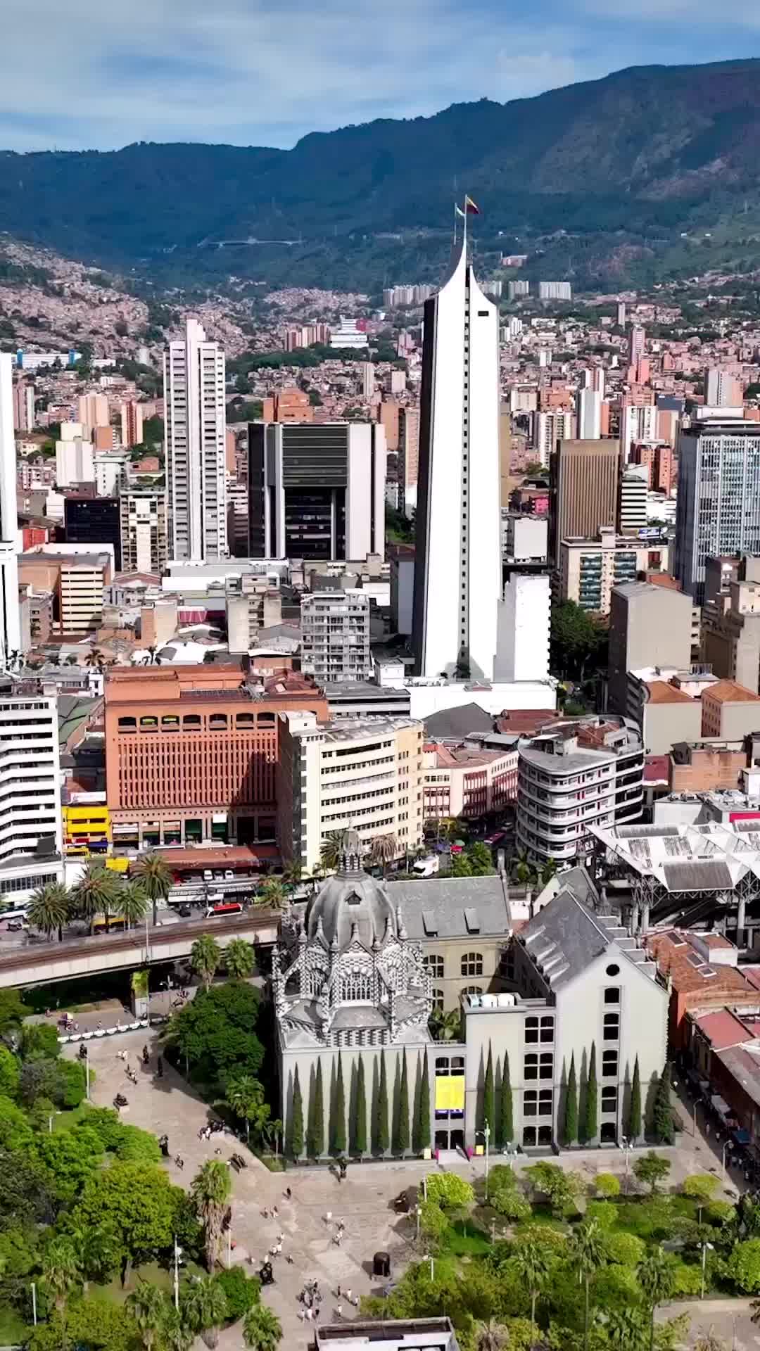 Explore Plaza Botero & Museo de Antioquia in Medellin