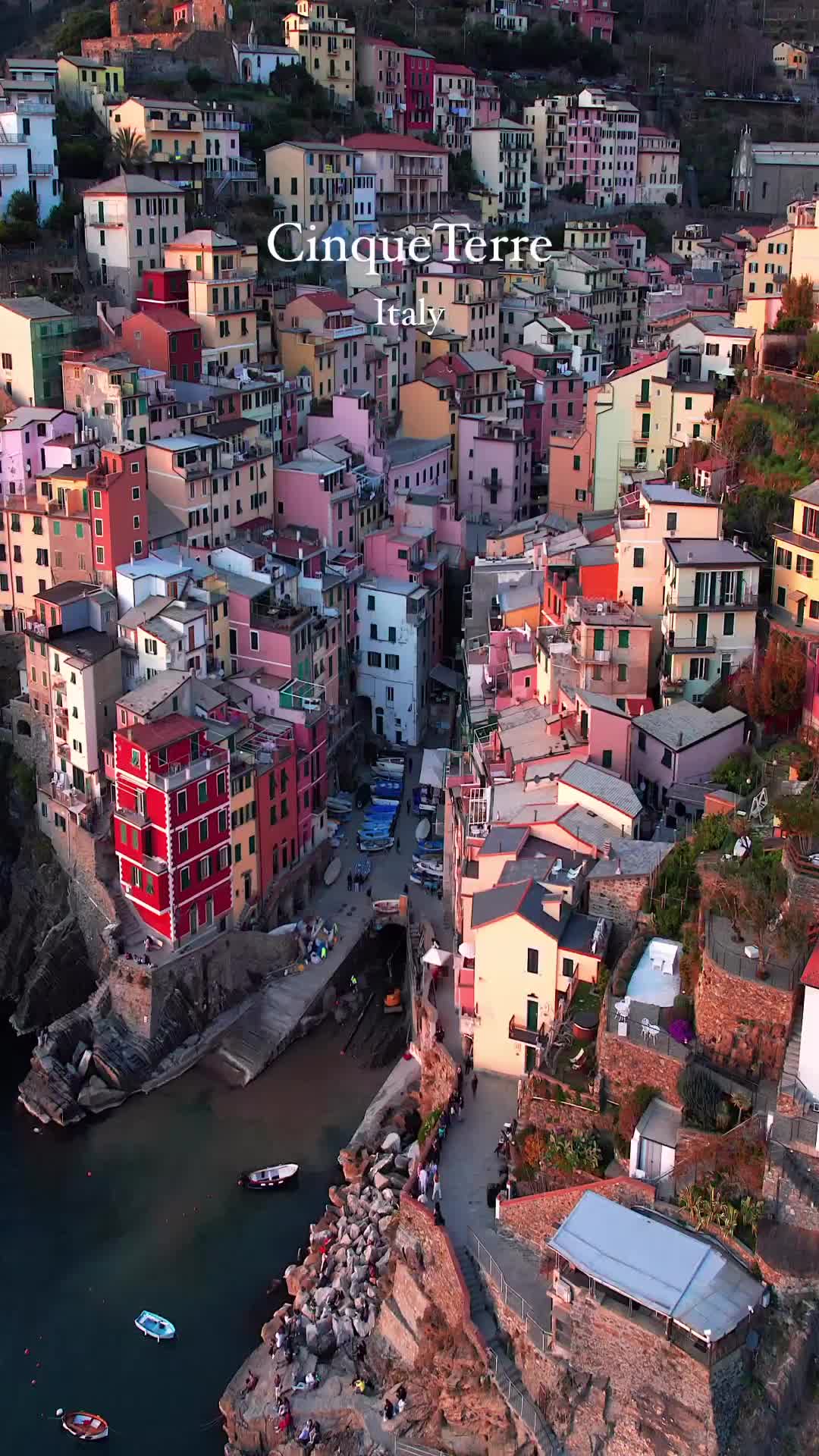 Discover the Charm of Cinque Terre, Italy