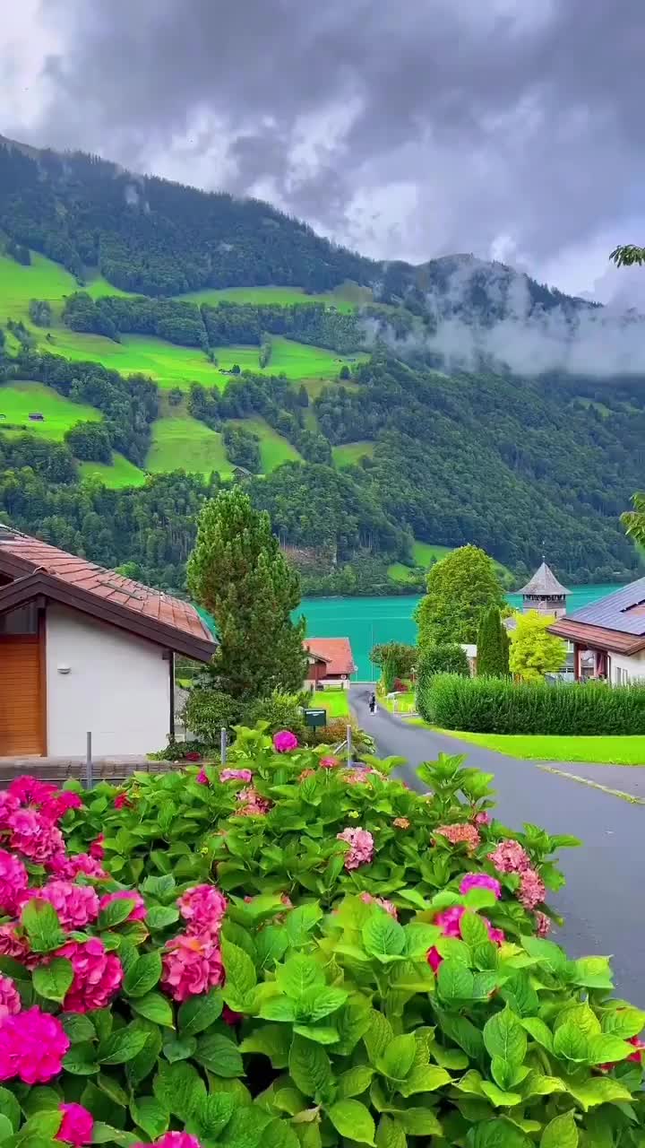 Stunning Views of Lake Lungern, Switzerland