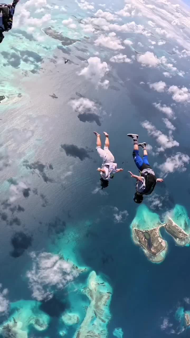 Best Office in the World: Skydiving in Los Roques