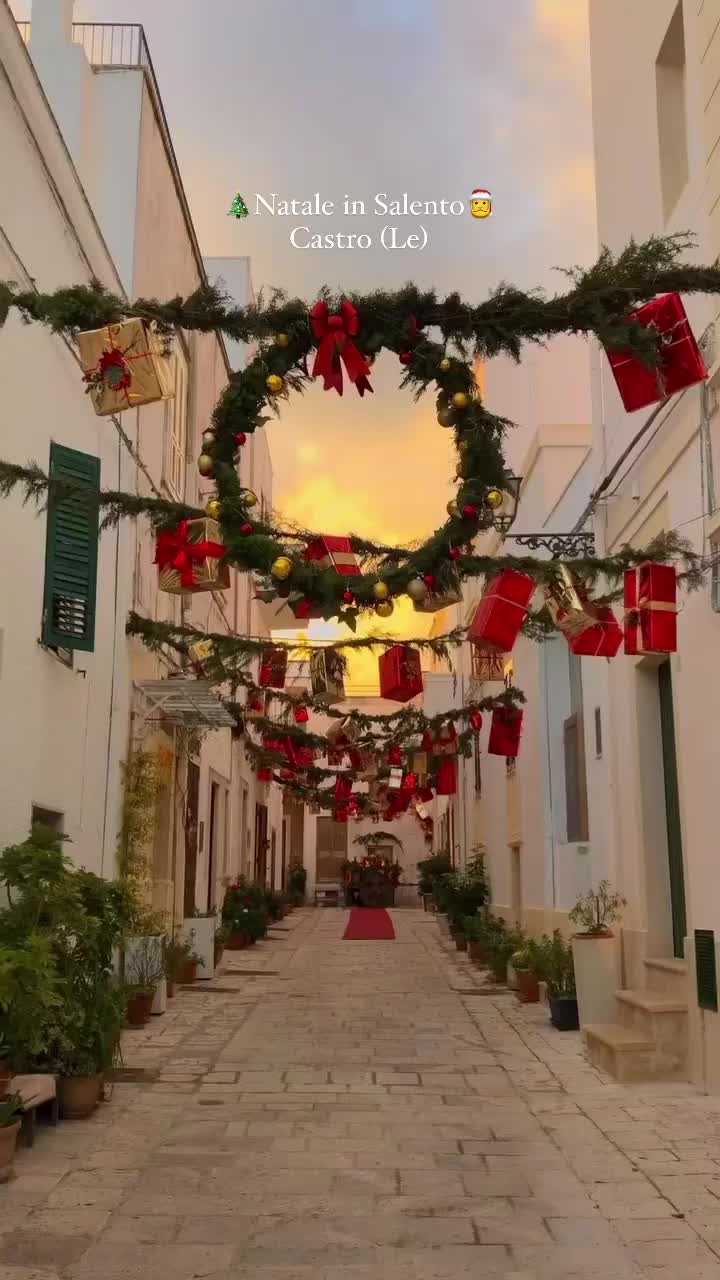 Natale in Salento means…..😍🎅
.
.
.
.
.
.
 #Puglia #theimaged #weareinpuglia #borghitalia #beautifuldestinations #wonderful_places #bestplacestogo #travellingthroughtheworld #puglialovers #slowlife #travellingthroughtheworld #italia #italy #ig_italia #pugliamia #igersitalia #map_of_italy #pugliaview #vitalenta #navidad #slowlife #italysegreta #natale #santaclaus #xmas #beautifuldestinations #christmasiscoming #europestyle_ #christmas #castromarina #lecce