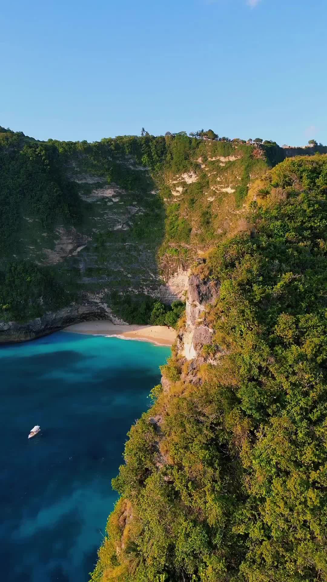 Explore Kelingking Beach, Nusa Penida's Hidden Gem