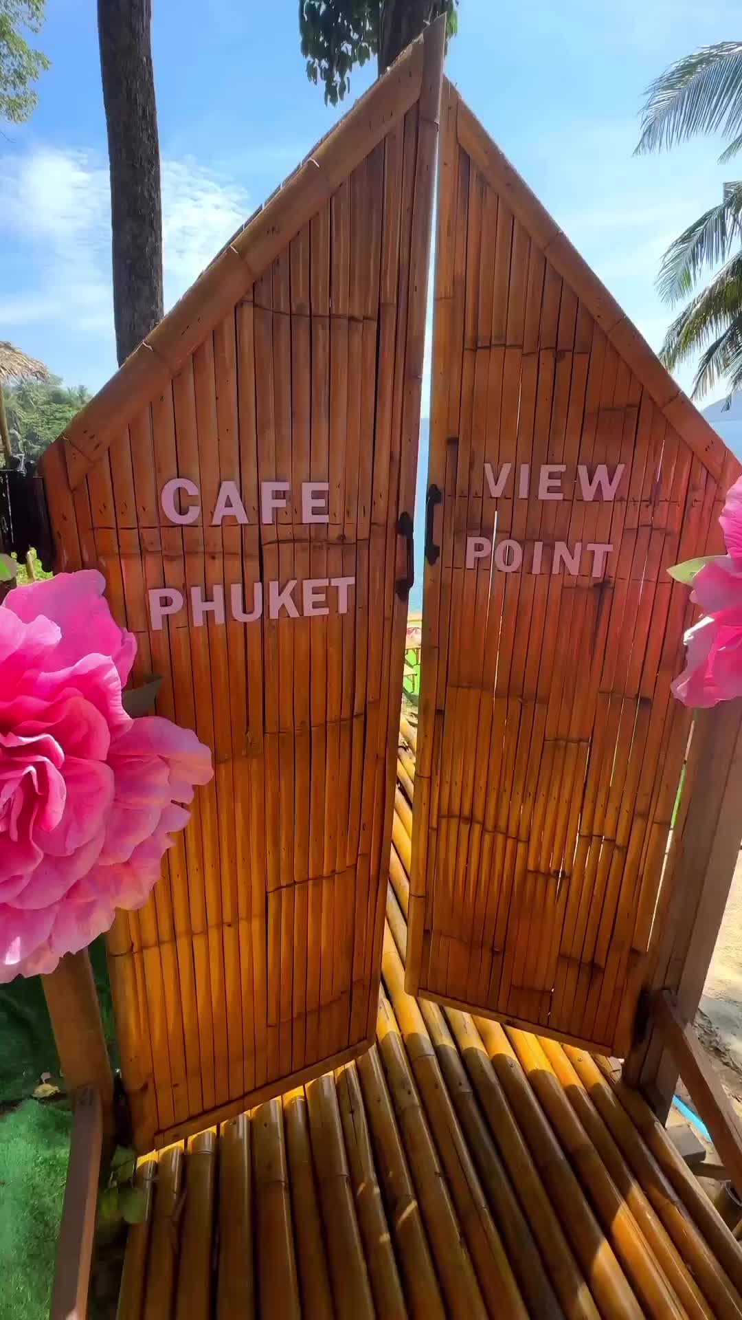 Trendy Phuket Cafe to Visit with Your Travel Mate 🌴✨