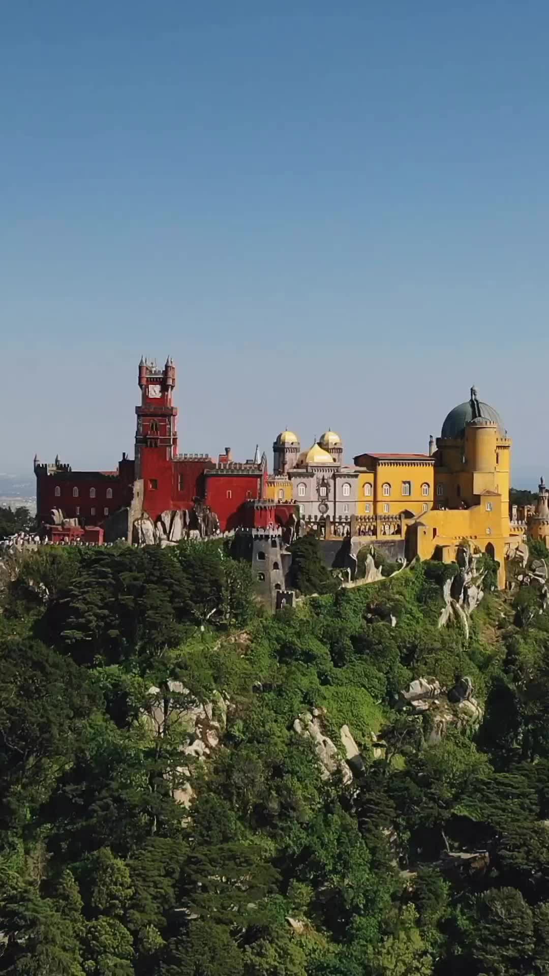The Colors of Sintra: Discover Peña Palace 🇵🇹