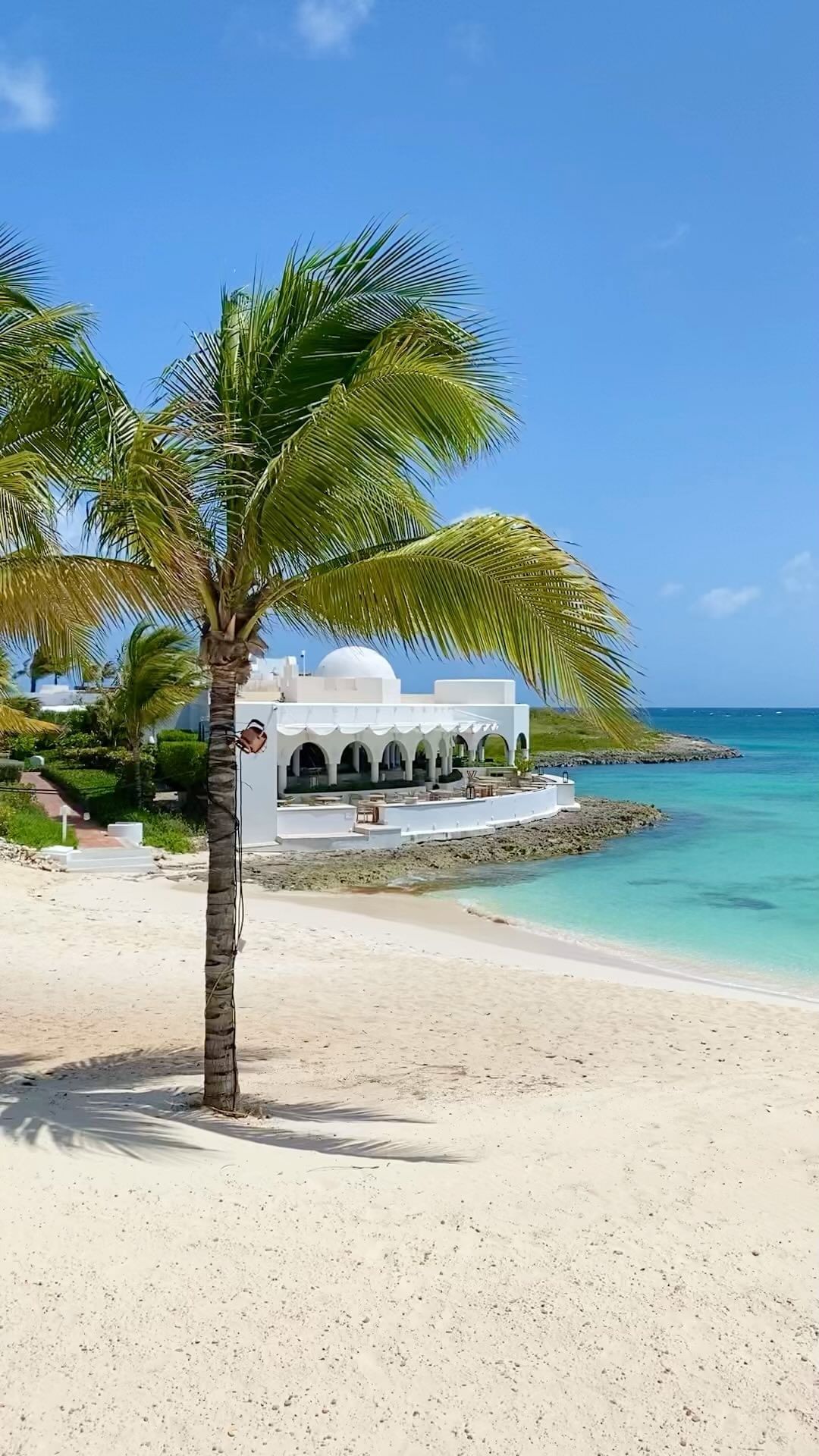 📍Cap Juluca, Anguilla.
.
.
.
.
.
#belmond #capjuluca #luxuryhotels #islandparadise #luxurytraveller #luxurytraveladvisor #bluvaritravel