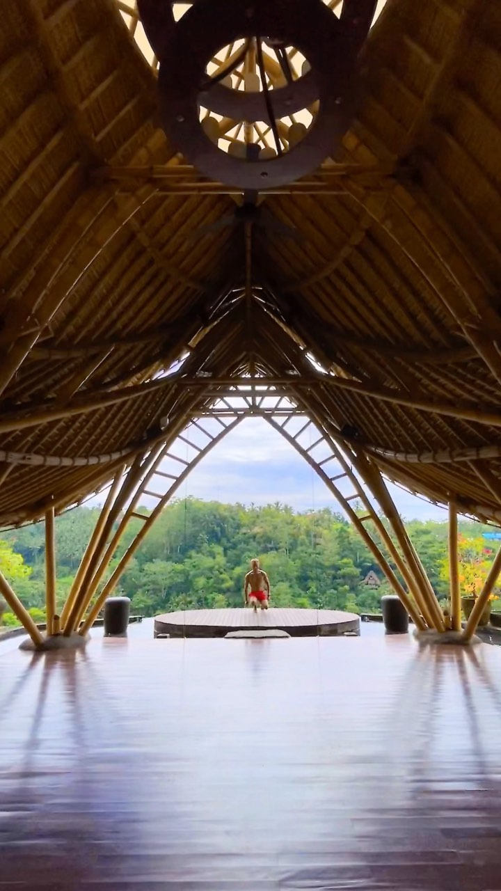 “I Am Peace” … that’s been one of my powerful mantra✨🍂 ::::
•
•
📍Bali #bali #beautifuldestinations #wonderful_places #wonderfullindonesia #voyage #yoga #ubud 
•
•