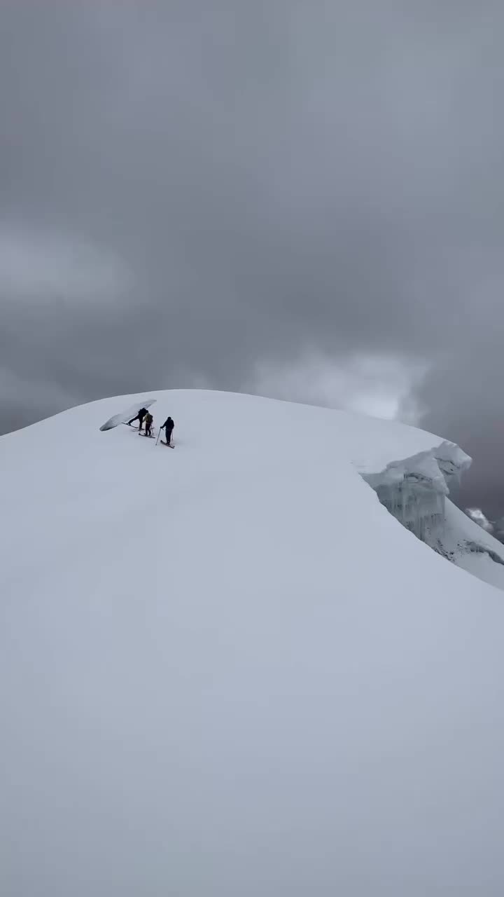 Epic Ski Adventure in Caullaraju Mountain, Peru