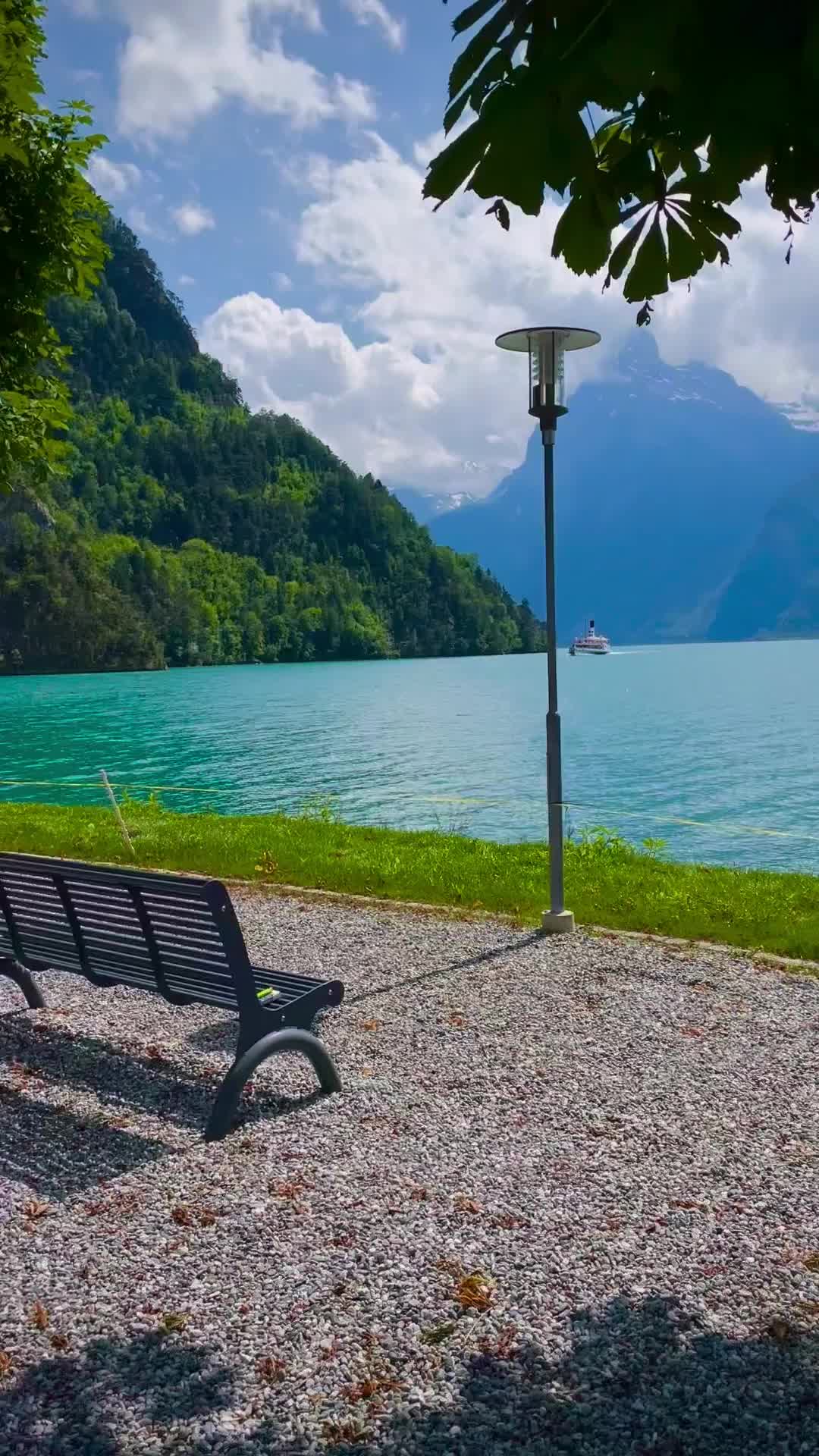 Scenic Boat Rides in Switzerland’s Vierwaldstättersee