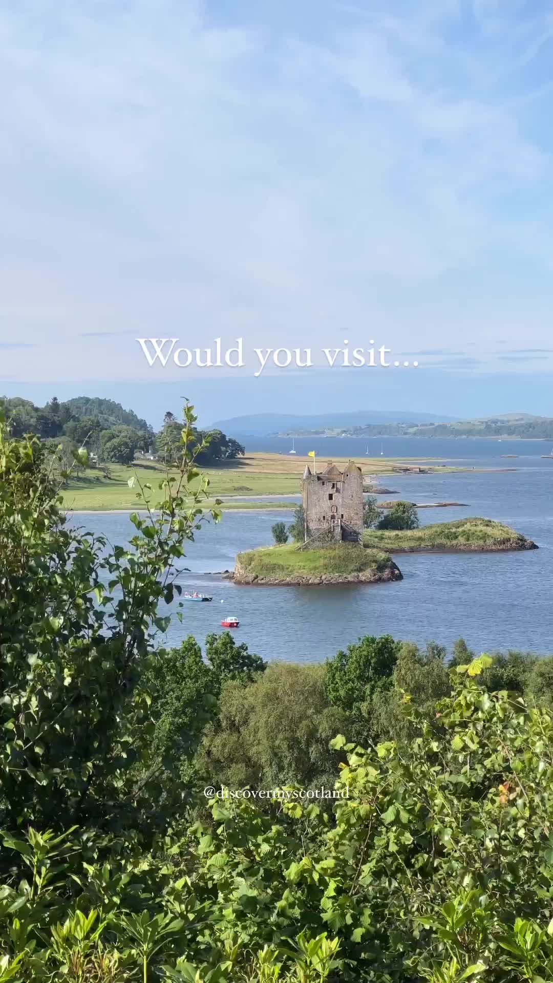 Explore the Majestic Scottish Highlands Castles
