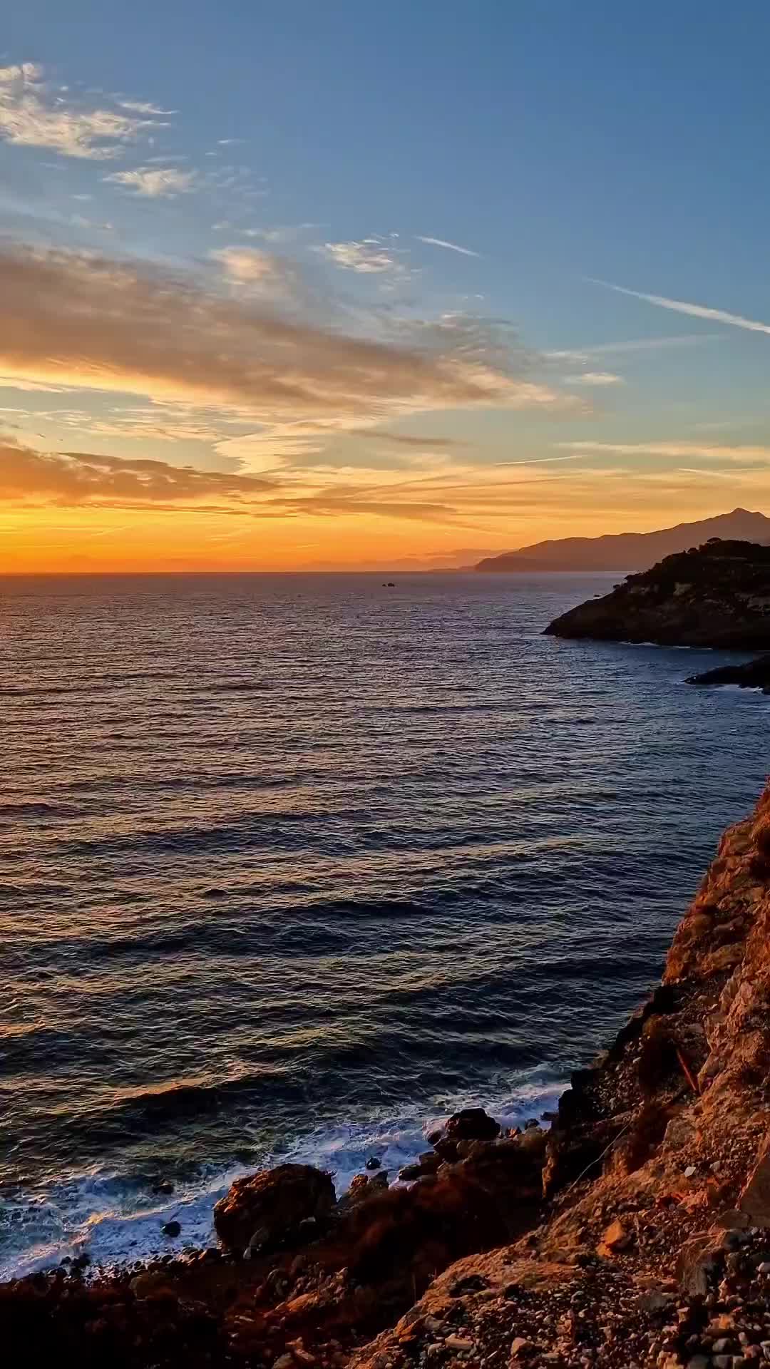 Stunning Sunset at Isola d'Elba - A Must-See Experience