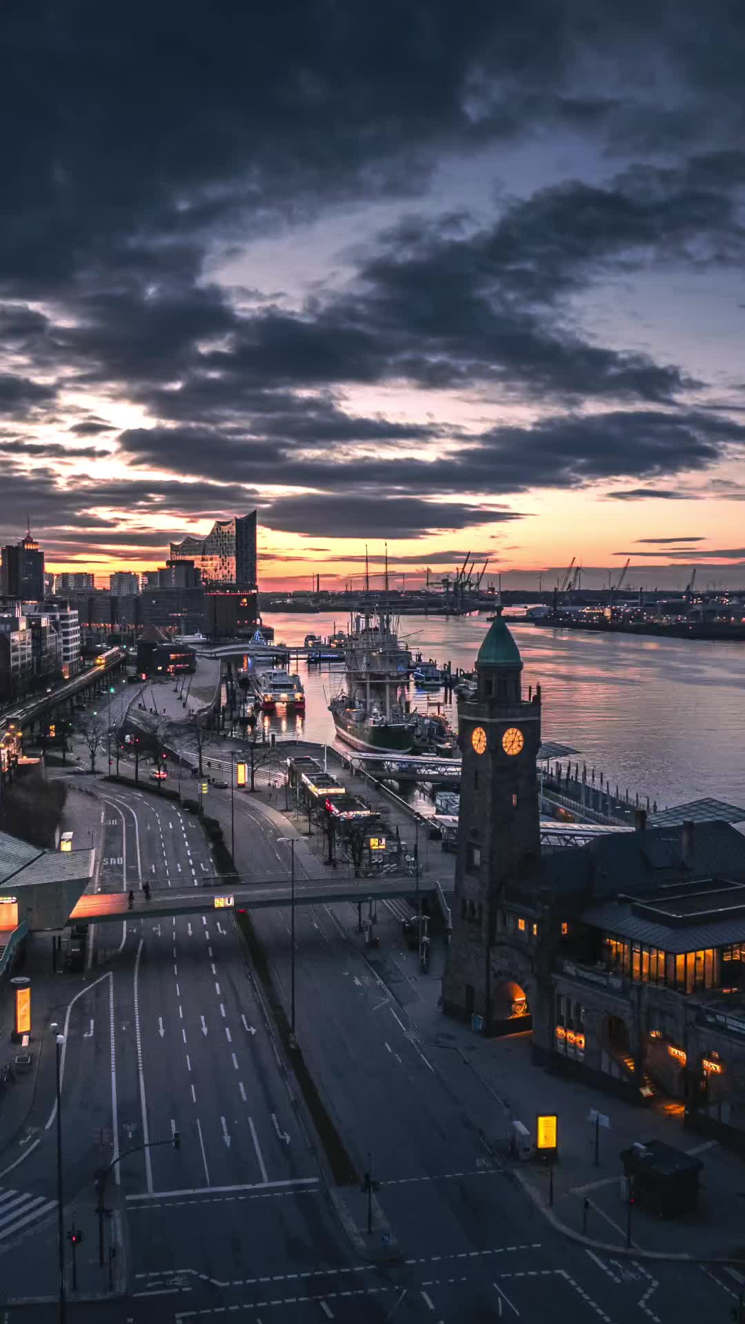 Good Morning Hamburg: Discover Elbphilharmonie Views
