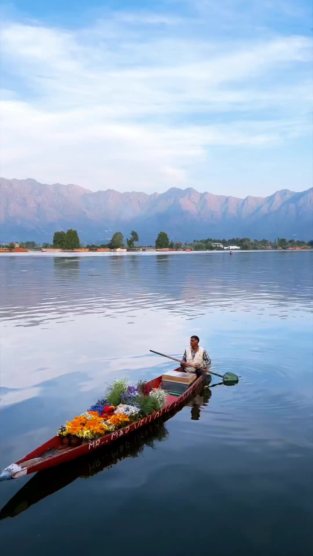 Discover Kashmir's Kahwa and Scenic Beauty 🌄🫖