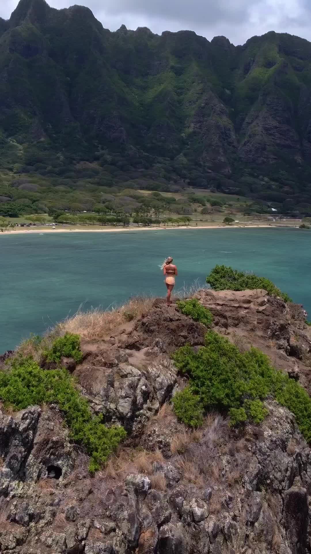 Discover Mokoliʻi - Chinamans Hat Island, Oahu