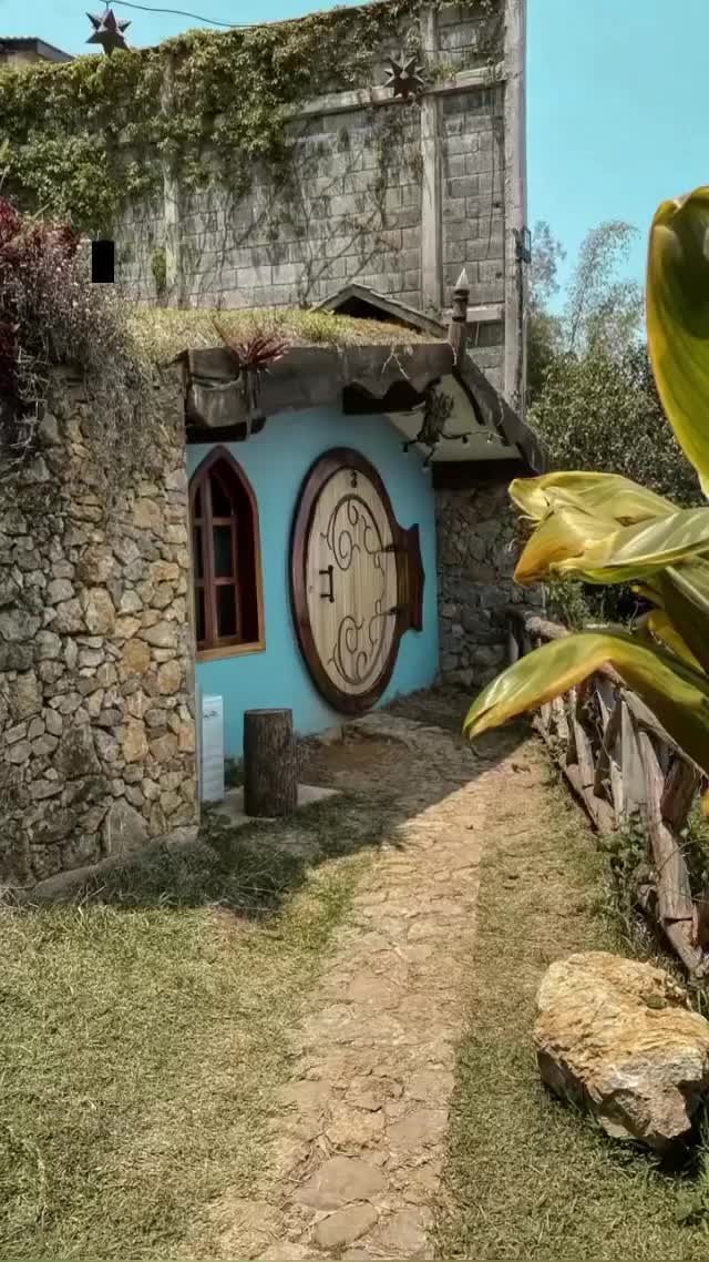 Stay in a Hobbit House in Xilitla, Mexico