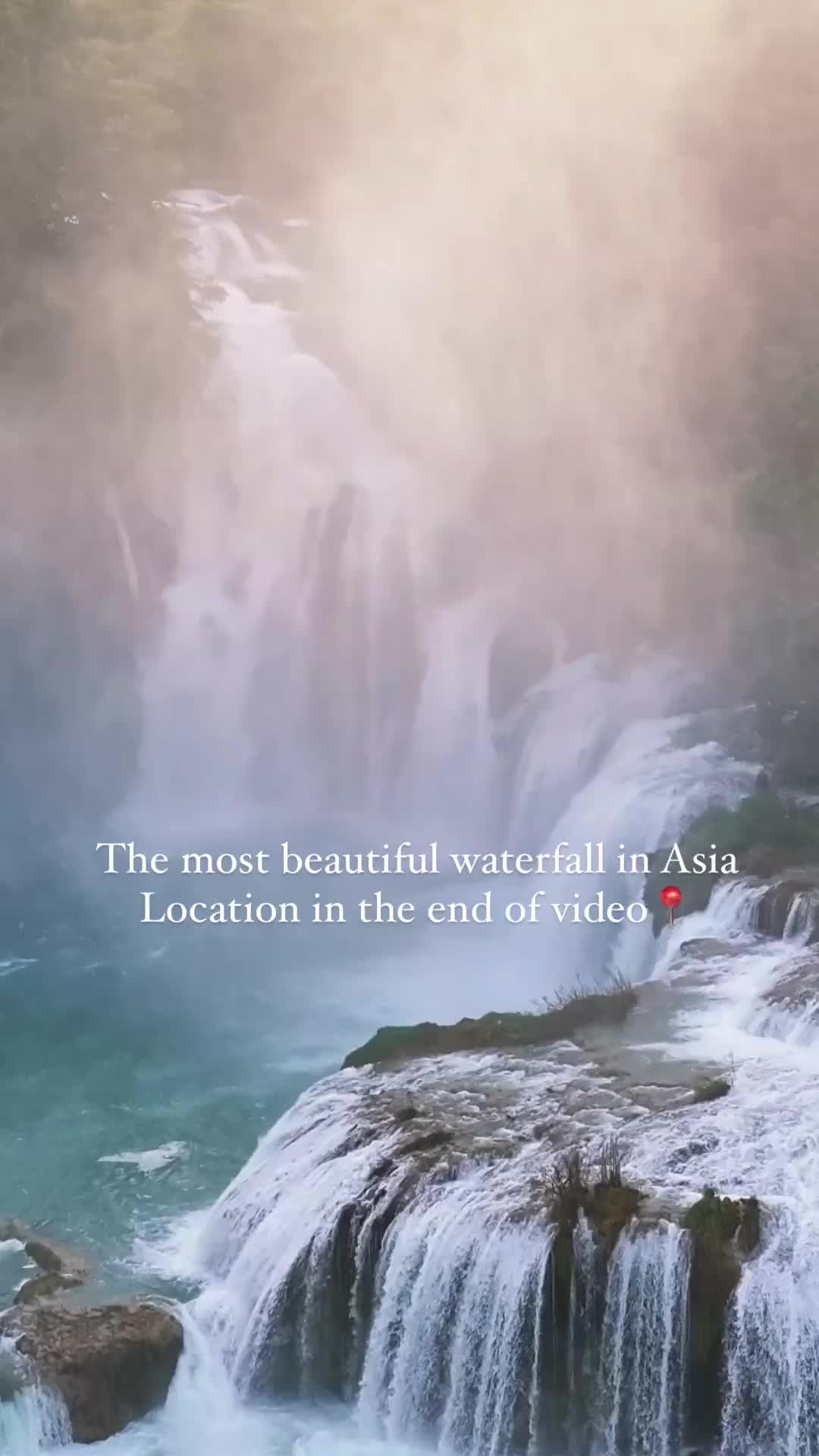 Breathtaking Ban Gioc Waterfall on China-Vietnam Border