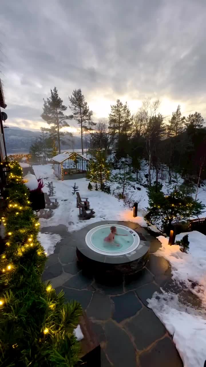 A beautiful evening at @storfjordhotel ❤️

.
.
.

#jaccuzi #pool #christmas #travel #travelblog #holiday #worldclasshotel #hotel #visitstranda #visitnorway  #norge #norgefoto #highlightsnorway #norway #norway2day #dreamchasernorway #mitteventyrland #norwayhike #mountainview #norwayraw #mittfriluftsliv  #nortrip #fjelljenter #fjelltid #mountainsofnorway #norgeibilder