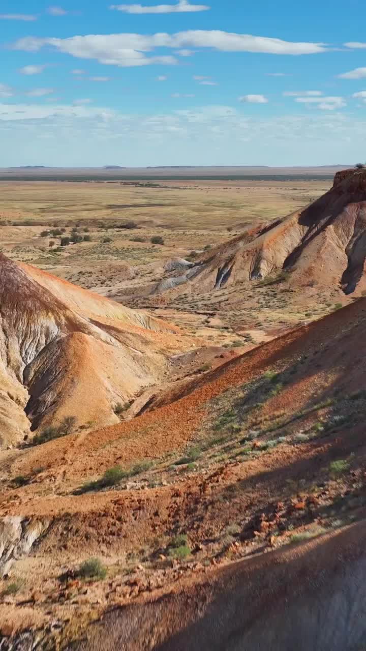 Finding new worlds in the Australian Desert 🏜 
🐪 
#painteddesertaustralia #newworld #australia #discoverearth #dji #dune