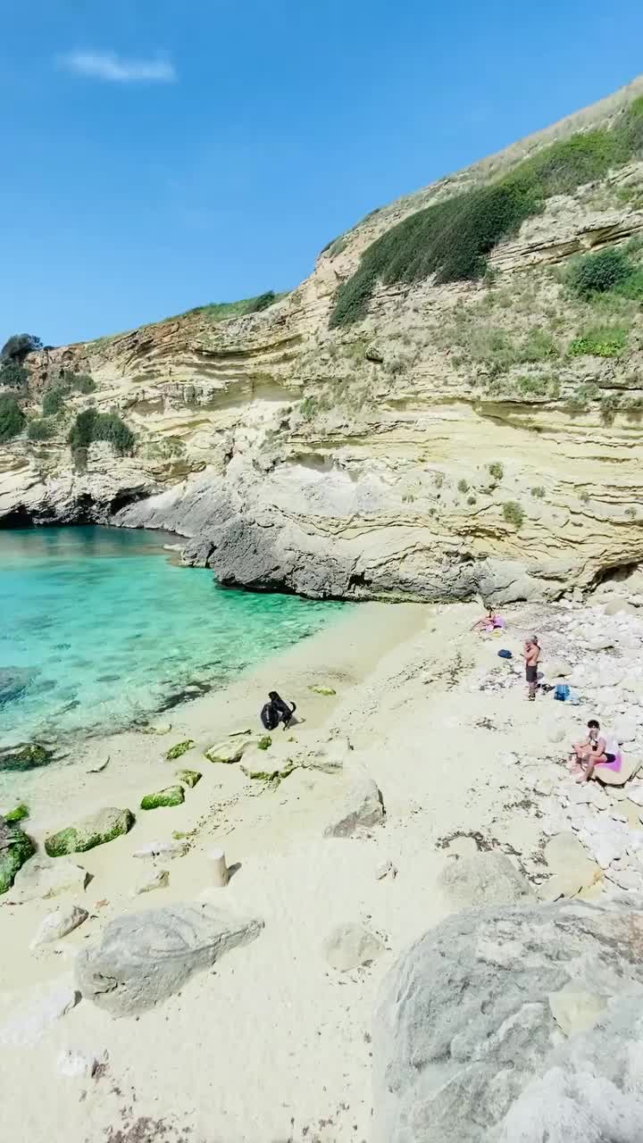 Discover Baia di Porto Miggiano with Andrea 🌊