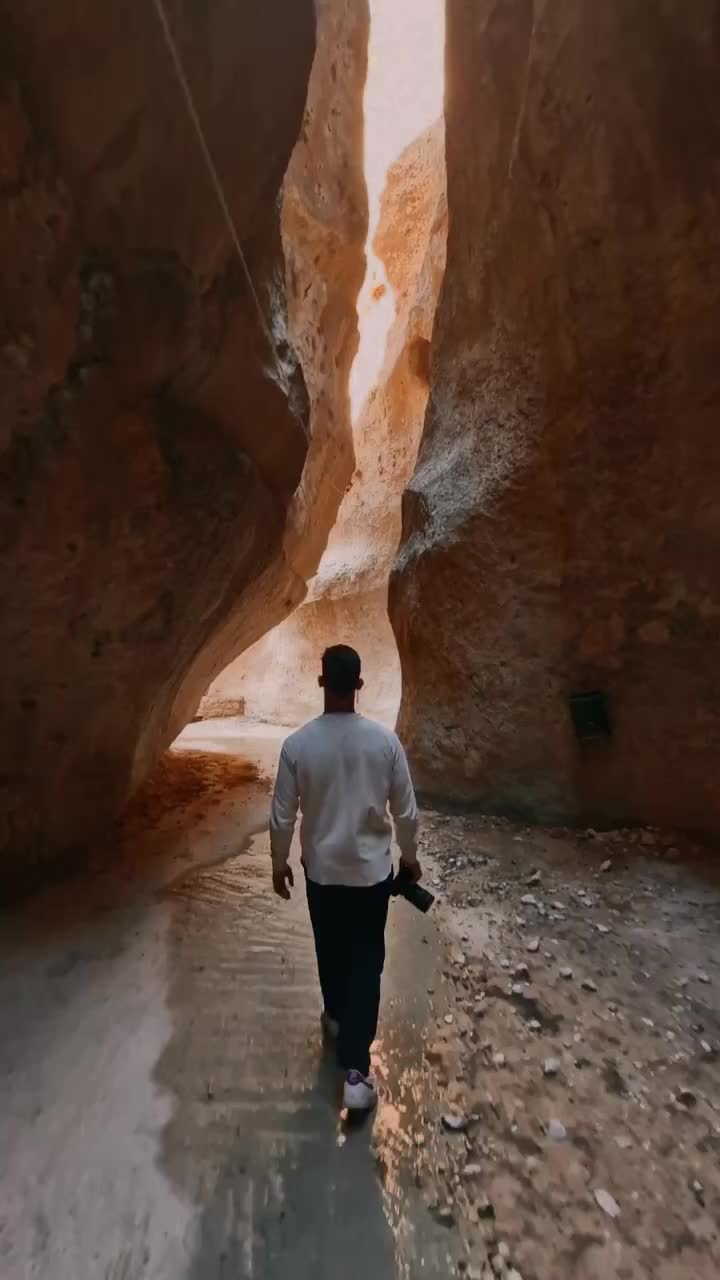 The Beauty of Syria 🇸🇾
.
.
.
.
.
.
.
#visitsyria #exploremiddleeast #traveltoexplore #backpackinglife #middleeast #travelsyria #syrian #theglobewanderer #syria🇸🇾 #middleeasttravel #maaloula #exploretheglobe #beautifulldestinations #everycountryintheworld #travelreel