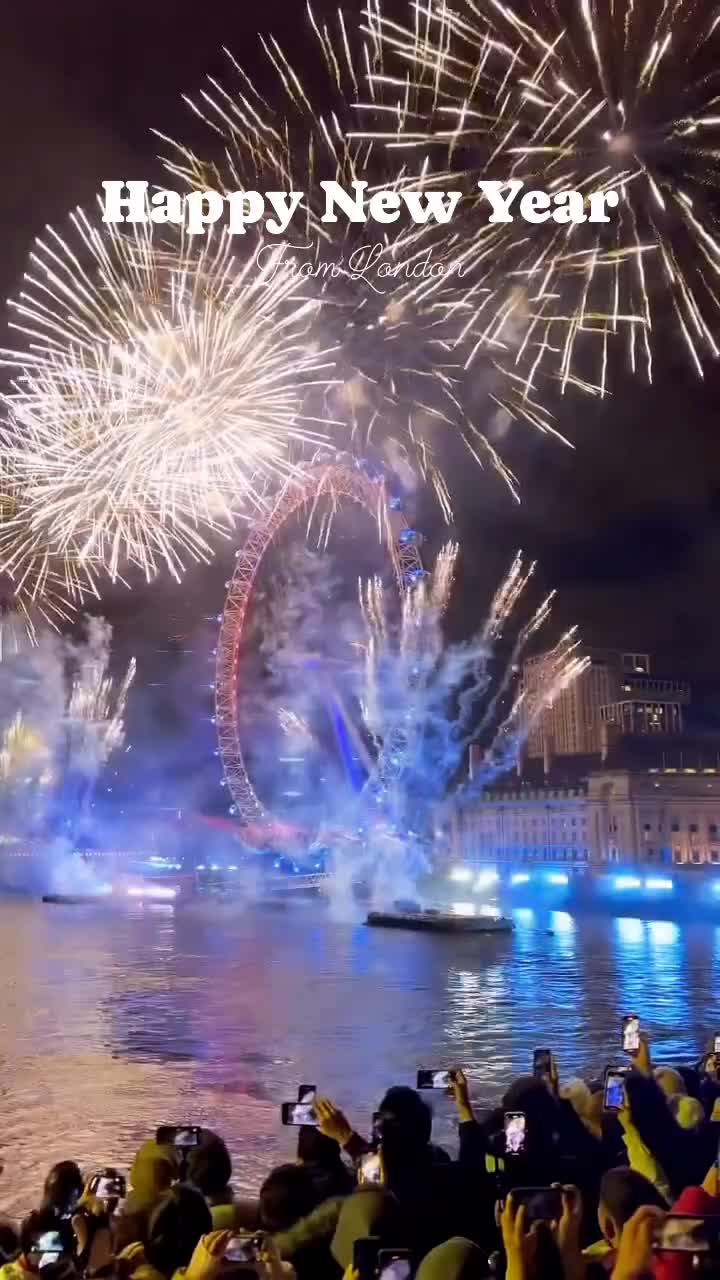 Happy New Year Fireworks at London Eye 🎆