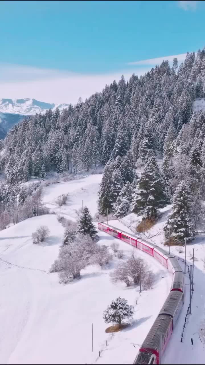 Scenic Swiss Train Journey Through the Swiss Alps