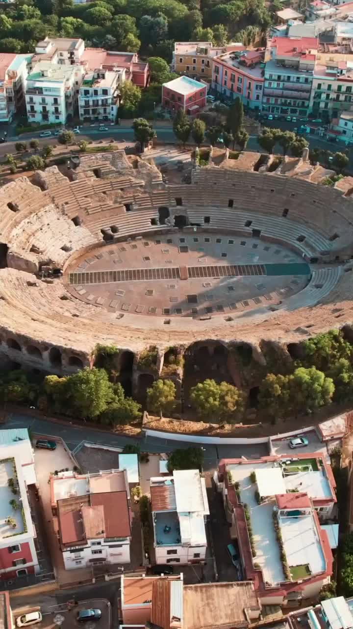Discover the Ancient Anfiteatro Flavio in Pozzuoli