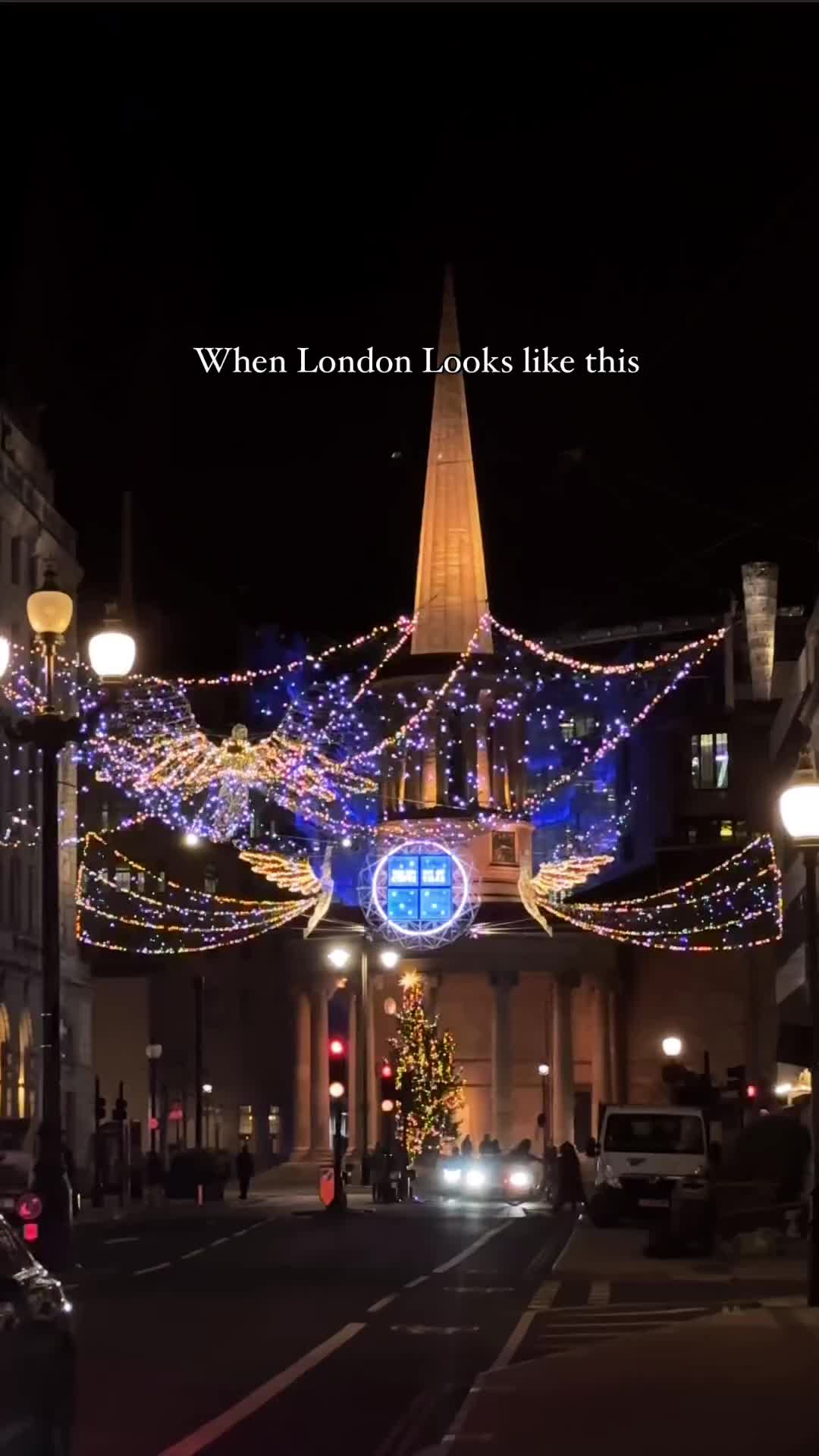 Magical Christmas Walk in Illuminated London 2023