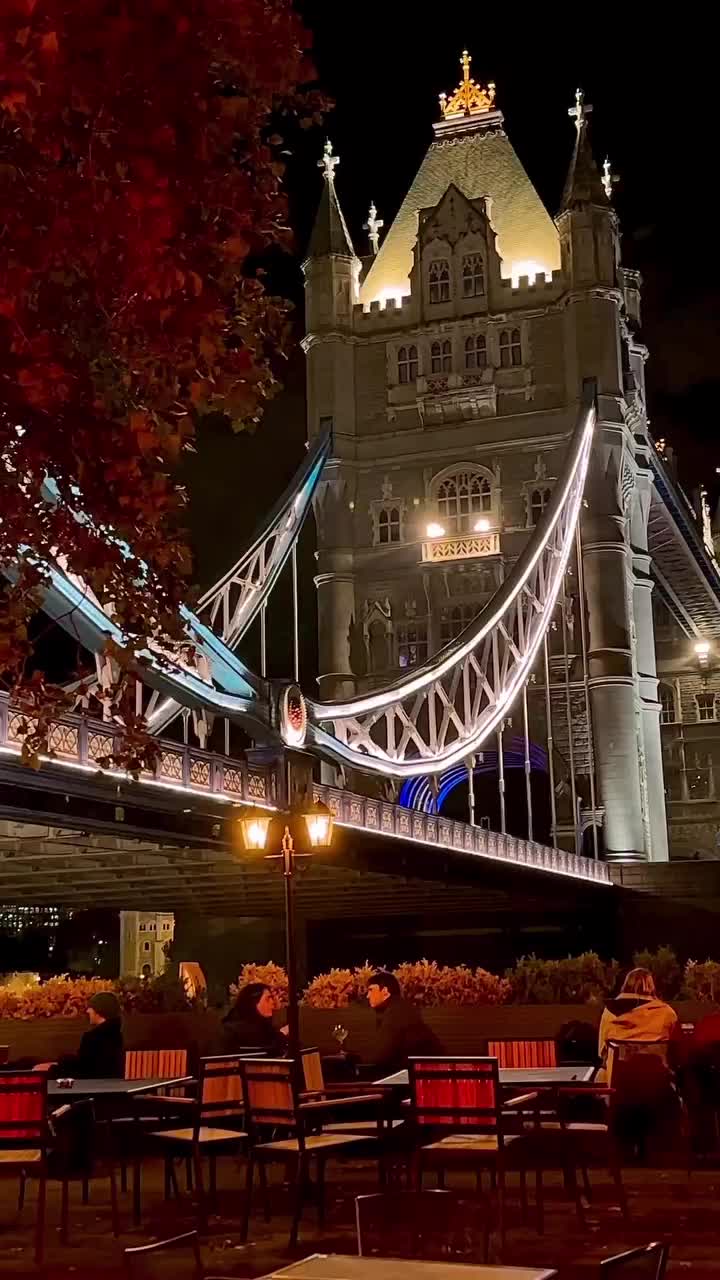 The view doesn’t get any better 🌉

📍Tower Bridge, Shad Thames, London

#towerbridge #towerbridgelondon #towerbridgeview #london #mysecretlondon